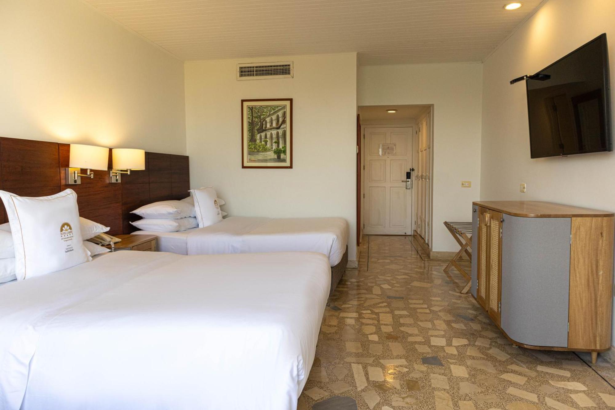 2 Double Beds,1657151845:JPEG