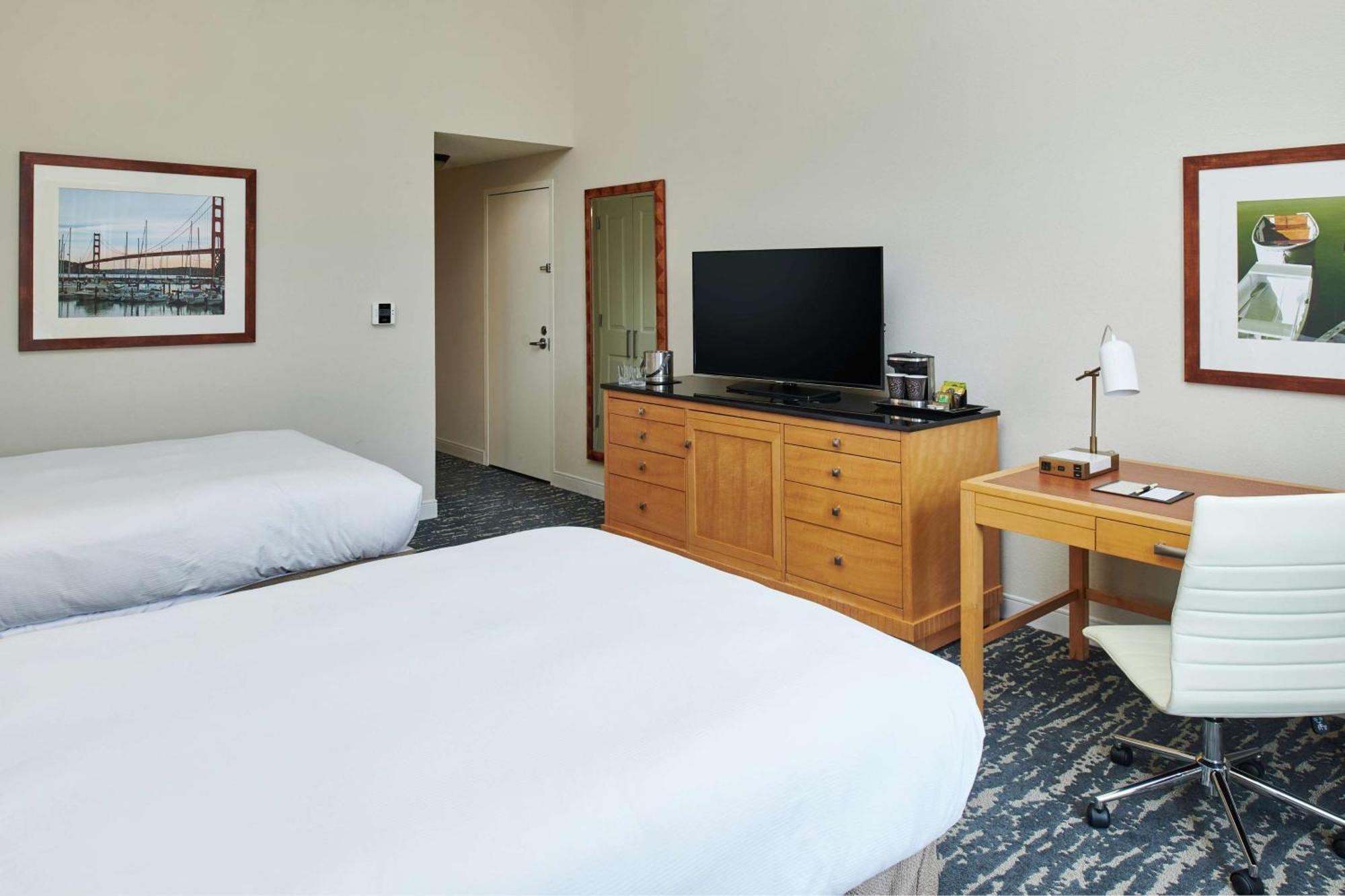 Non-Smoking Double Room with Marina View