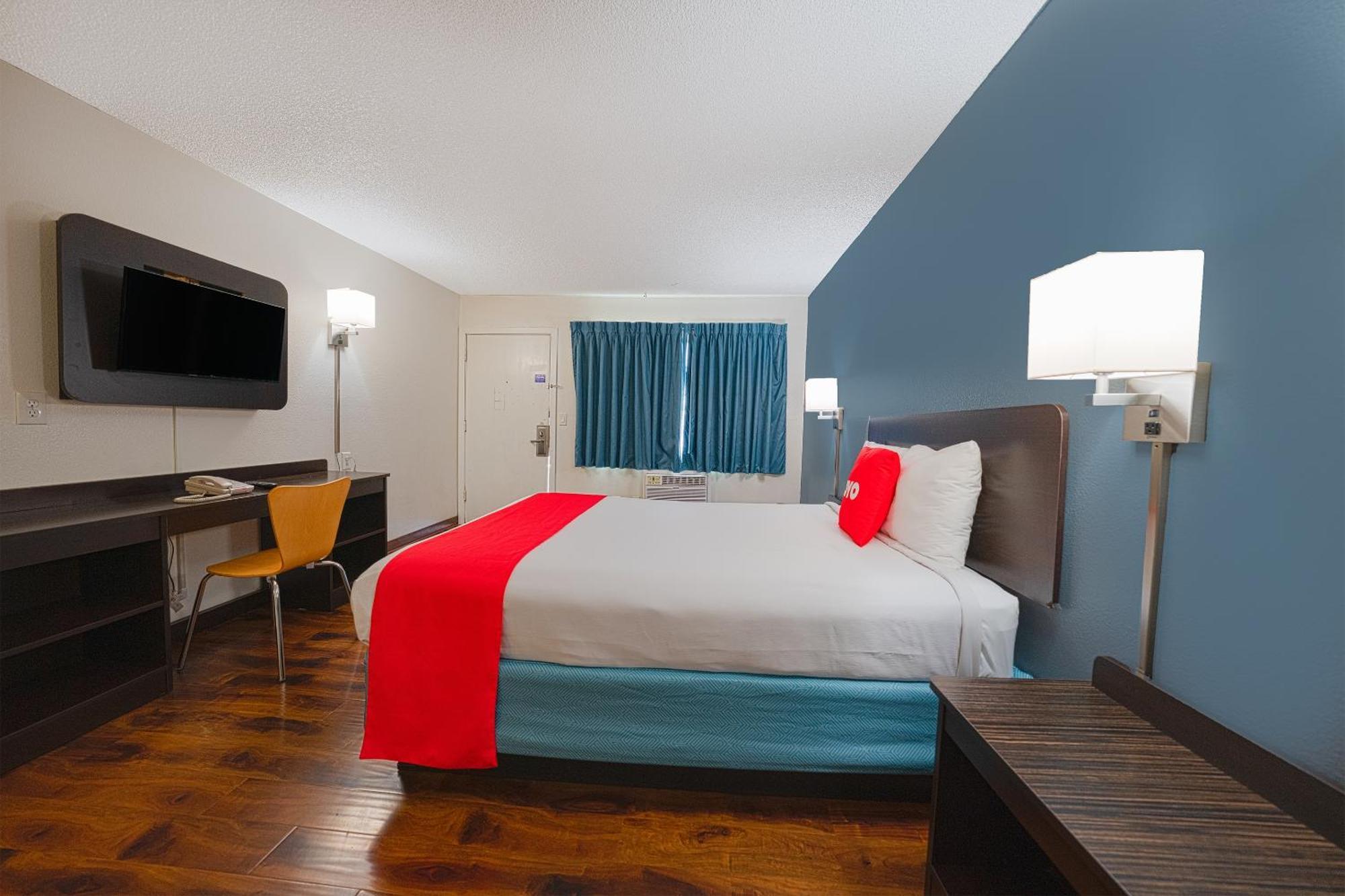 Queen Room