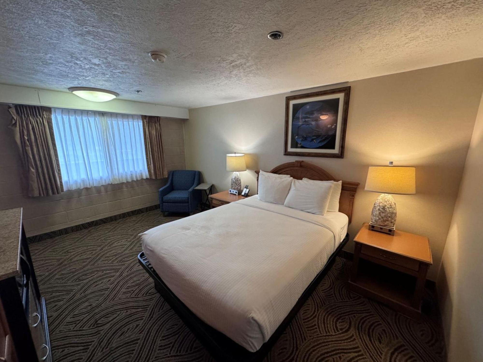 Queen Room