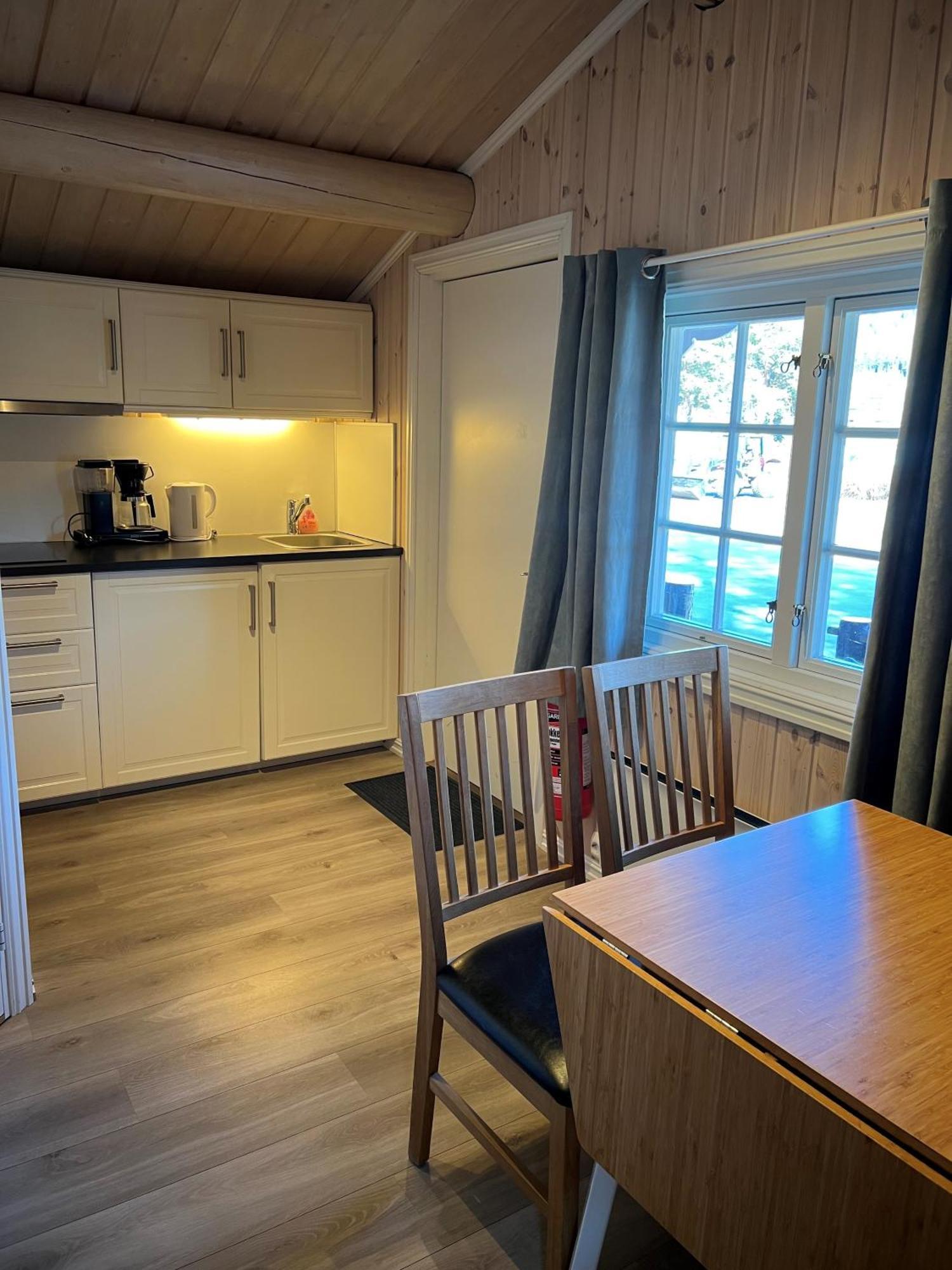 Economy Cottage
