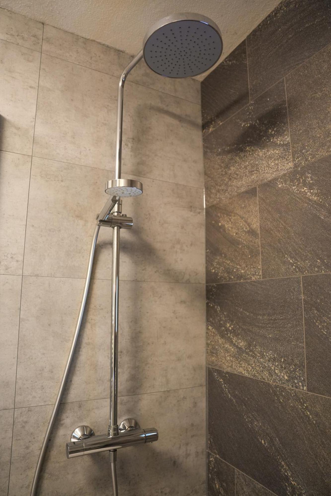 Double Room Shower