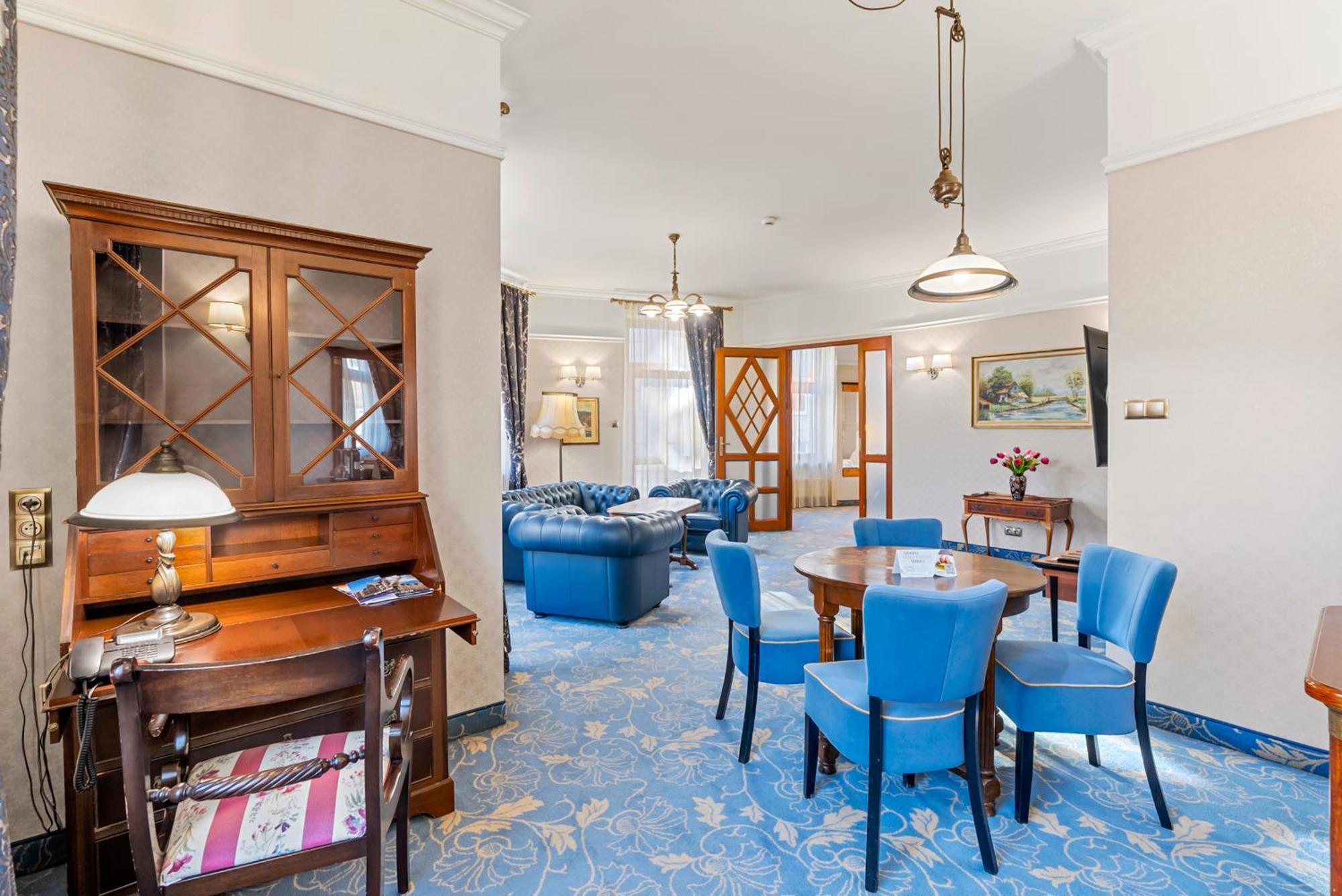 One-Bedroom Apartment,1660283039:JPEG