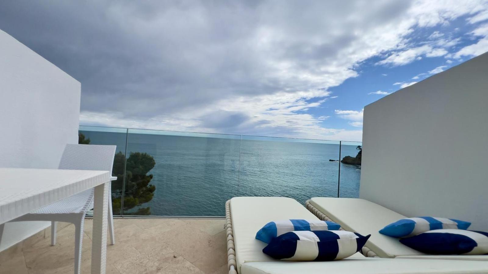 Double Room Sea View Disability Access