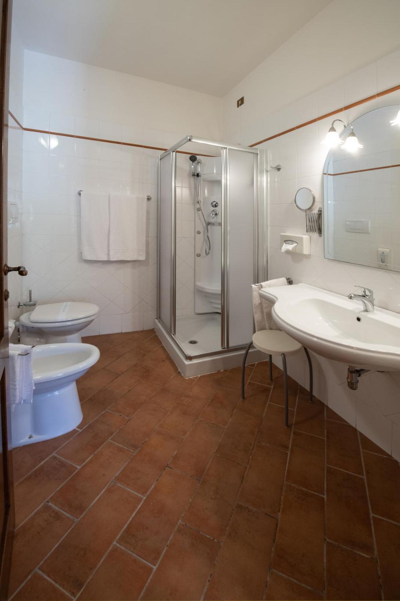 Suite Annex