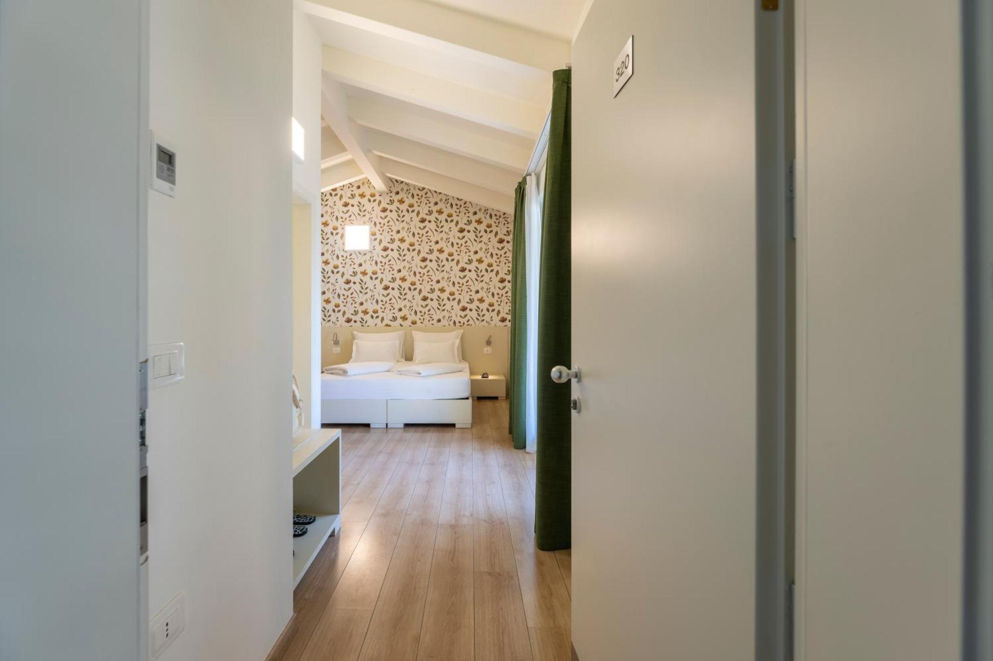 Superior Double Room Balcony
