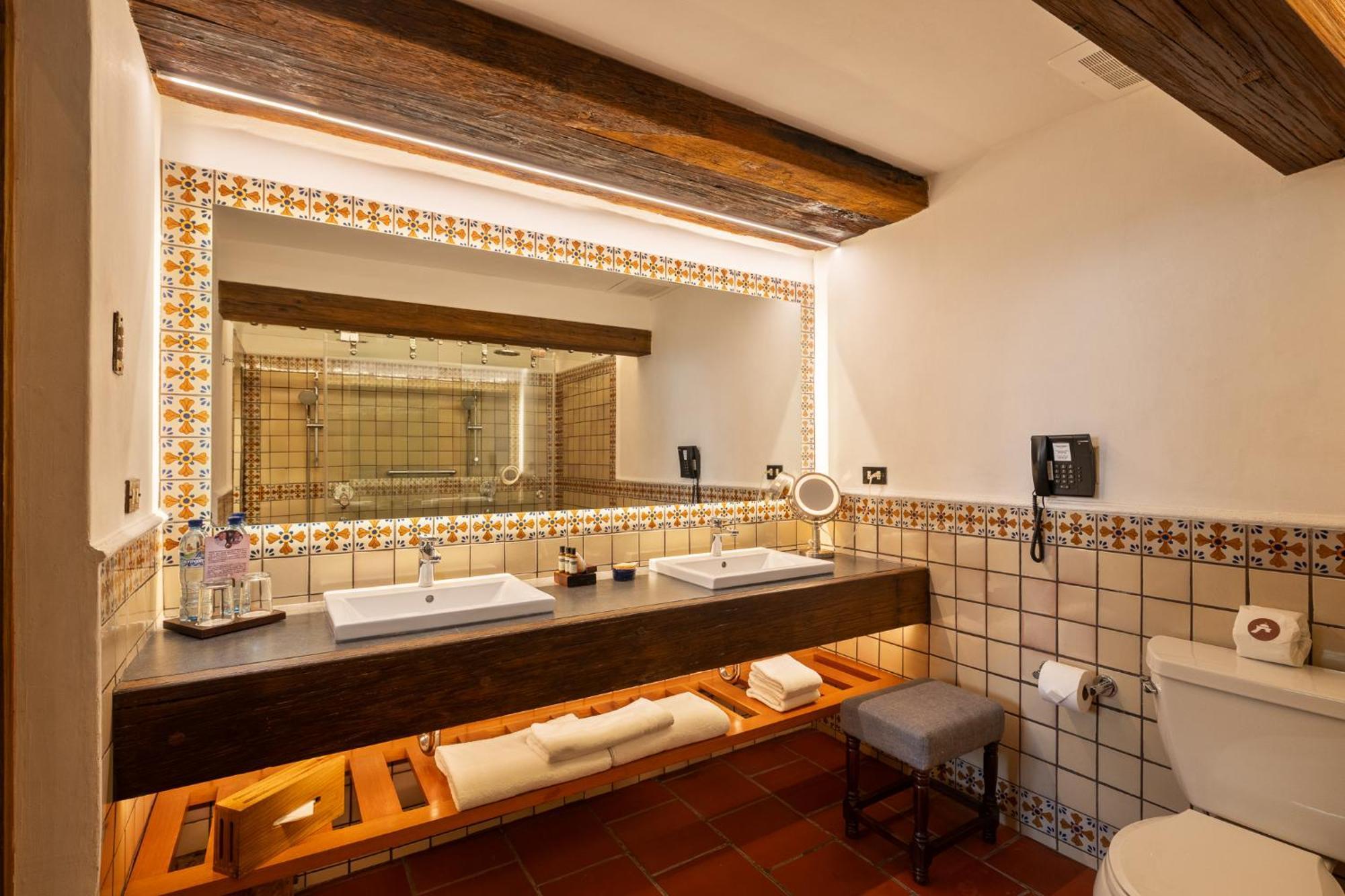 Executive King Room