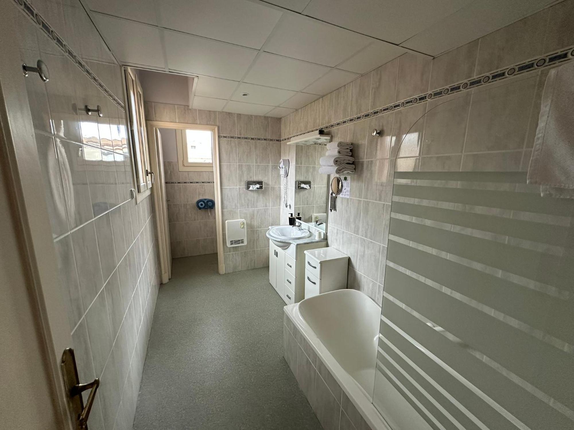 Superior Twin Room,1694535705:JPEG