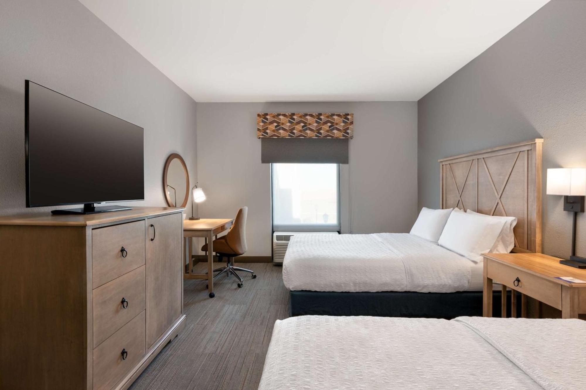 Room Two Queen Beds Non-Smoking