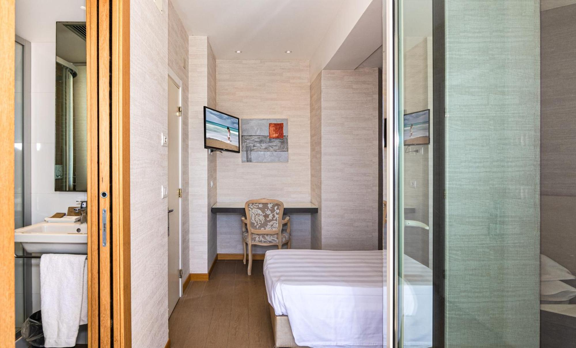 Single Room,1661666268:JPEG