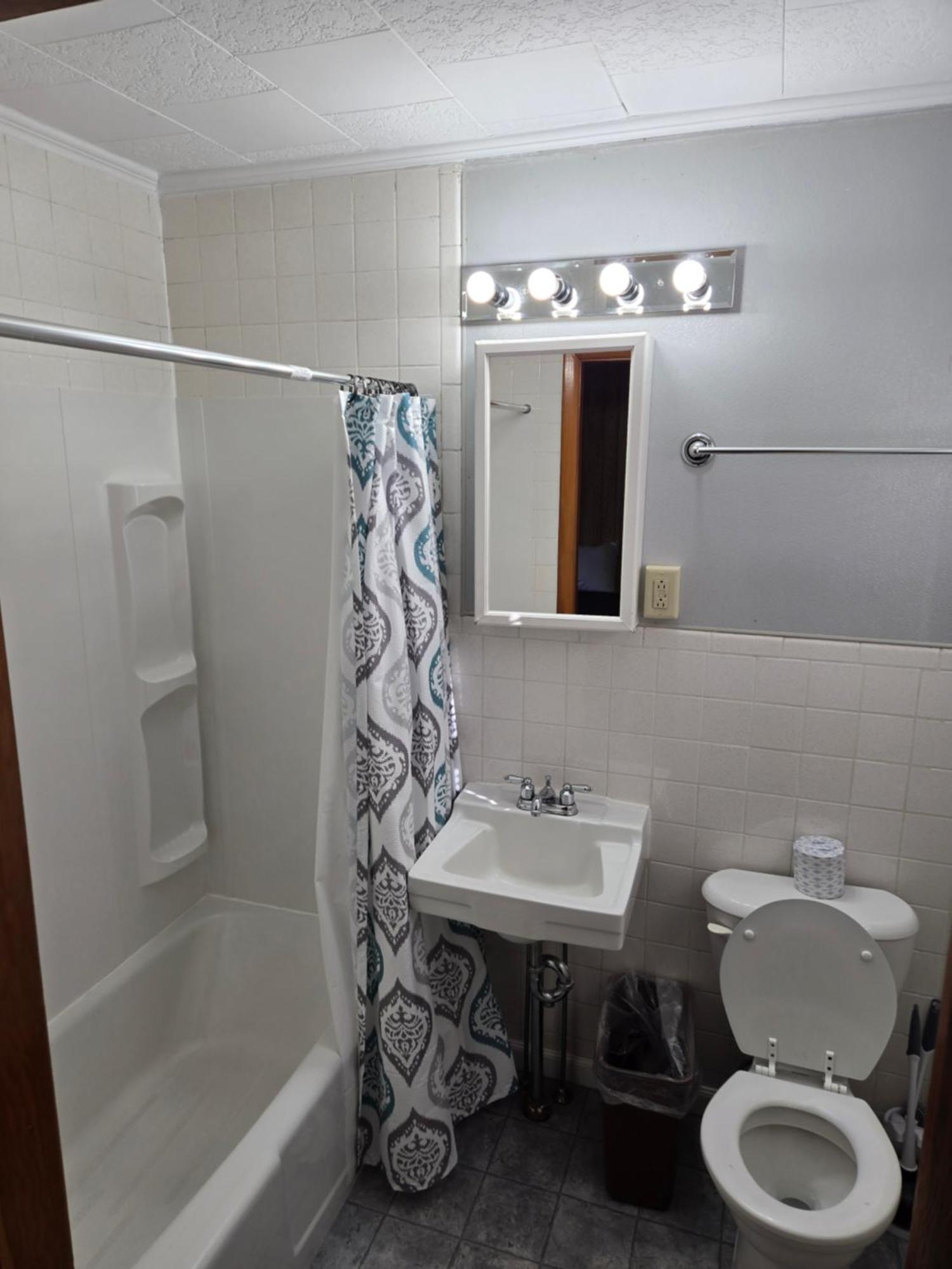Standard Double Room,1661759673:JPEG