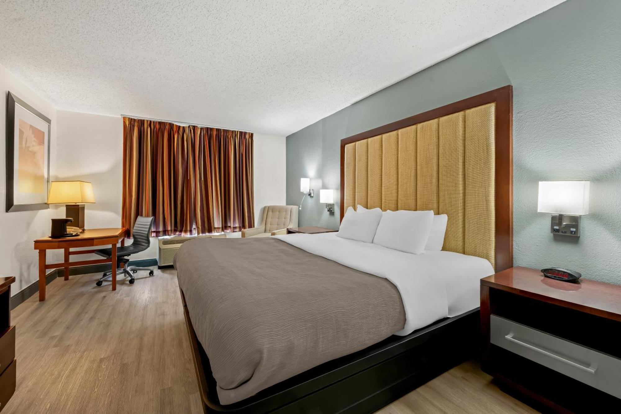 King Room - Disability Access/Non-Smoking