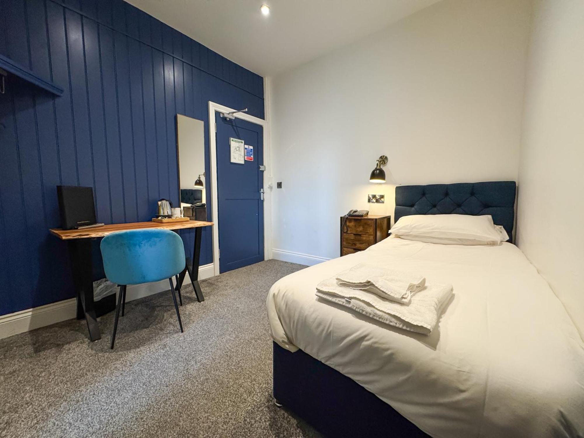 Deluxe Single Room