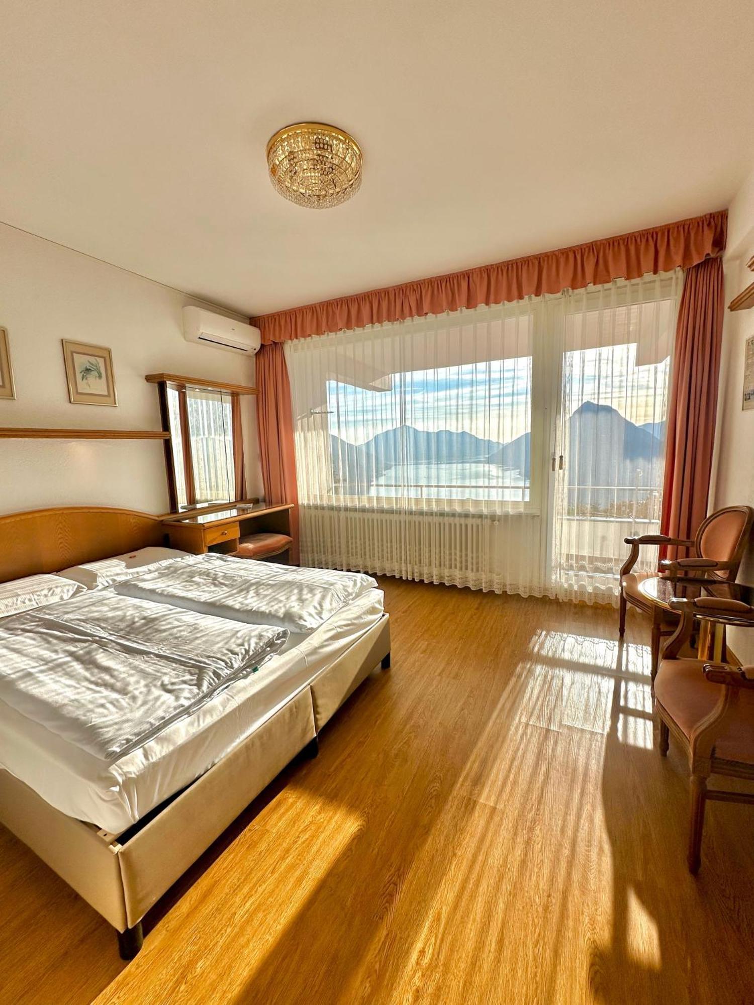 Double Room Lake View Balcony