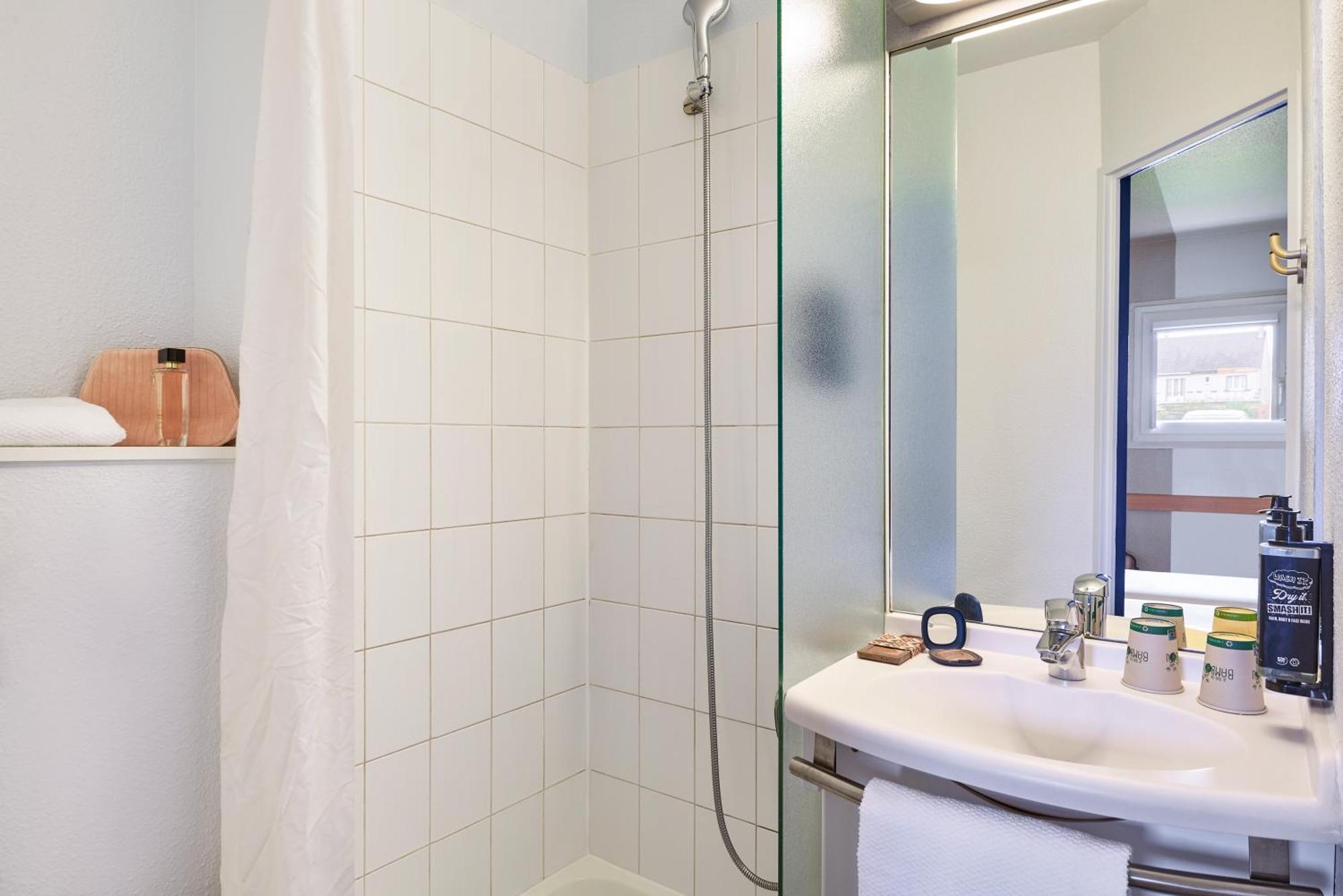 Standard Double Room,1662998362:JPEG