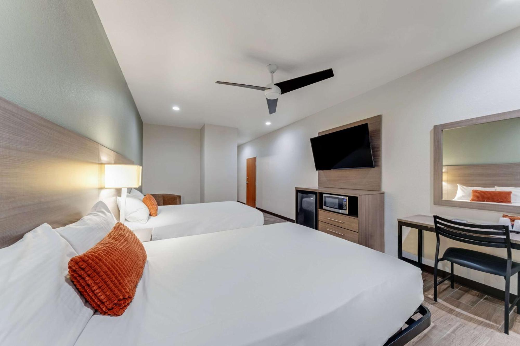 Double Room Two Double Beds