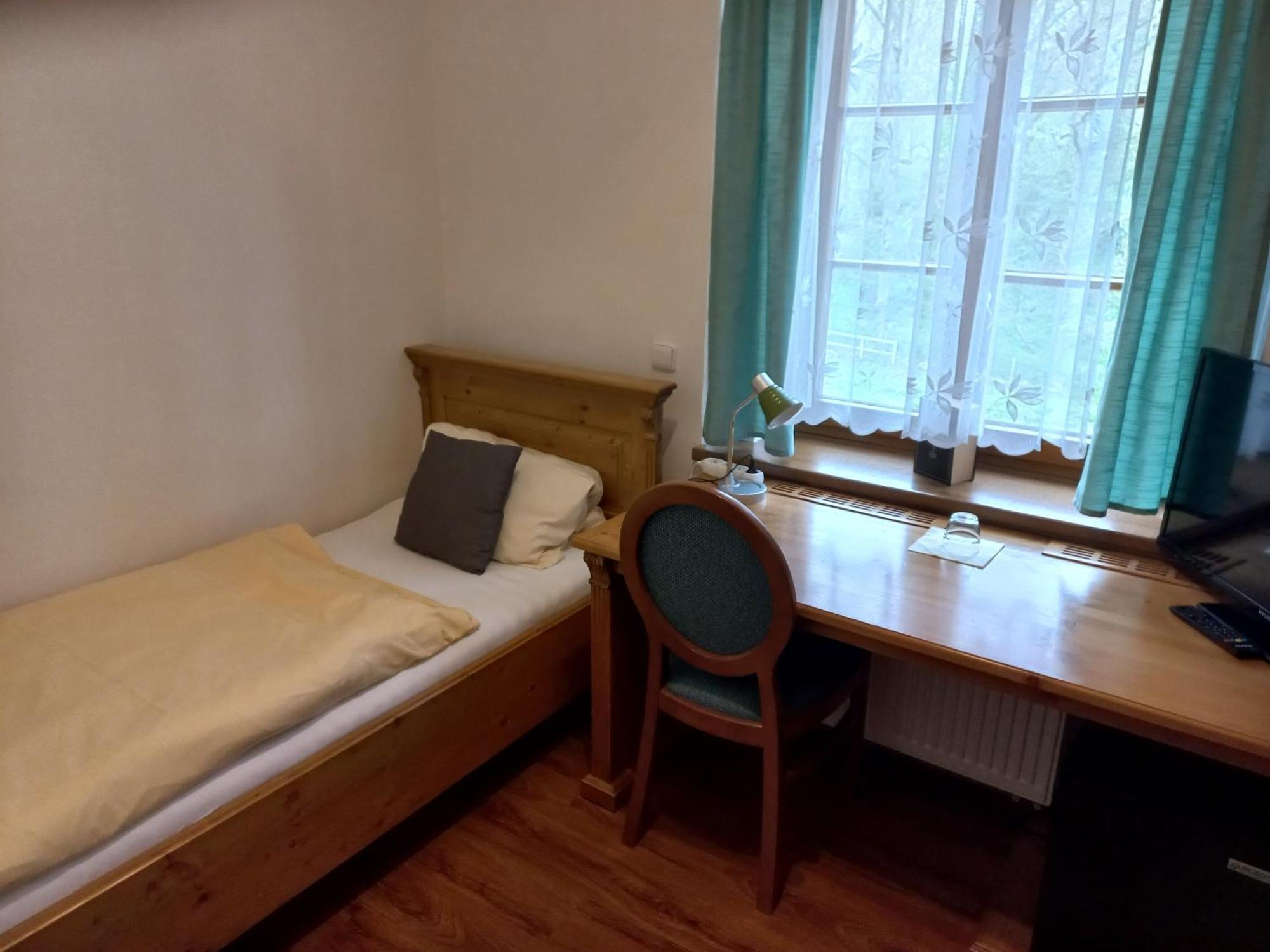 Single Room,1771734074:JPEG