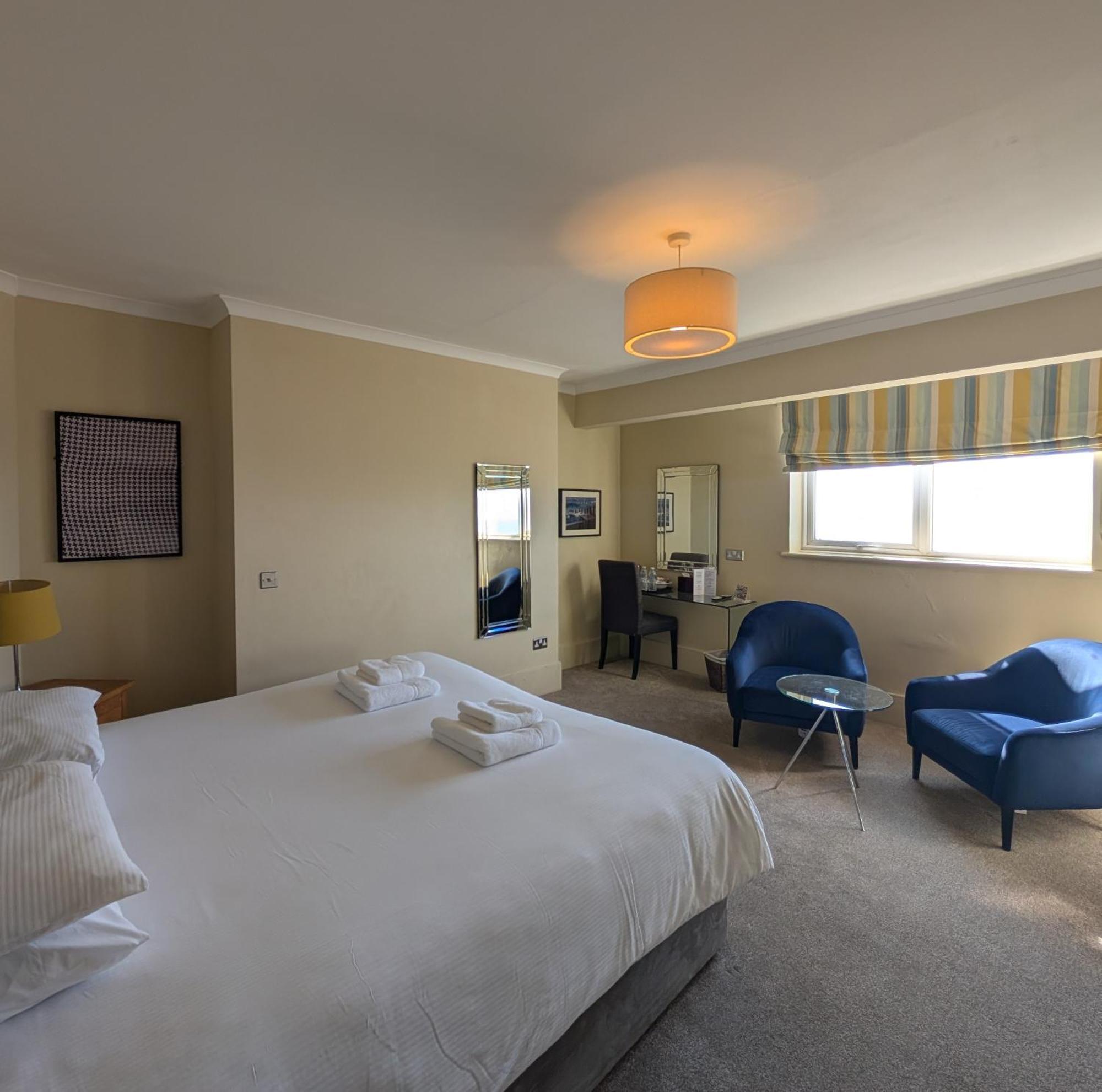 Superior Sea View King Room