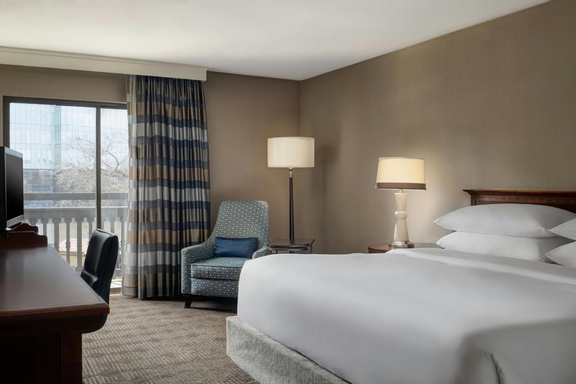 Guest Room, 1 King