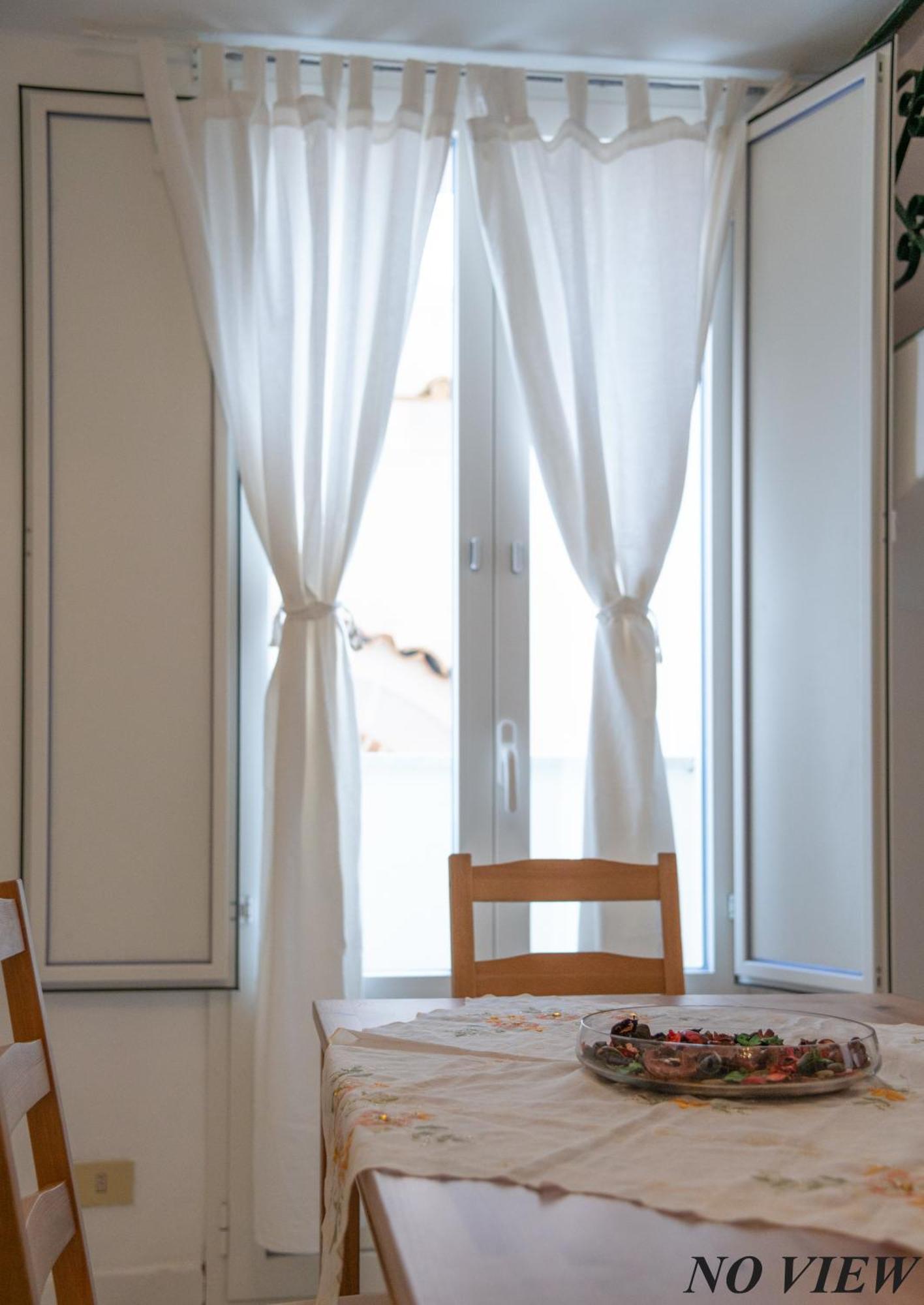 Maisonnette - Vue Partielle sur Ville - Annexe