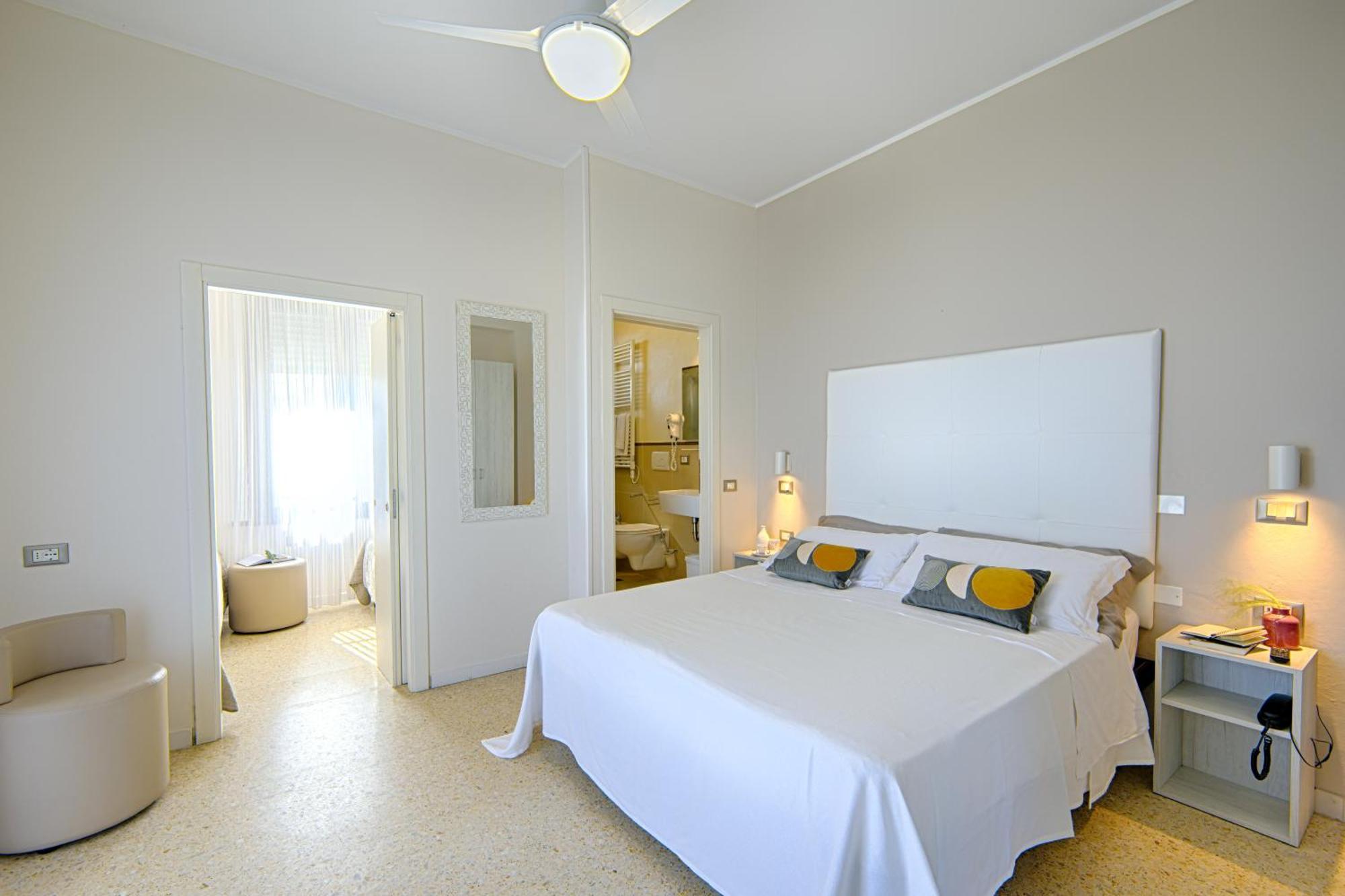 Quadruple Room Sea View