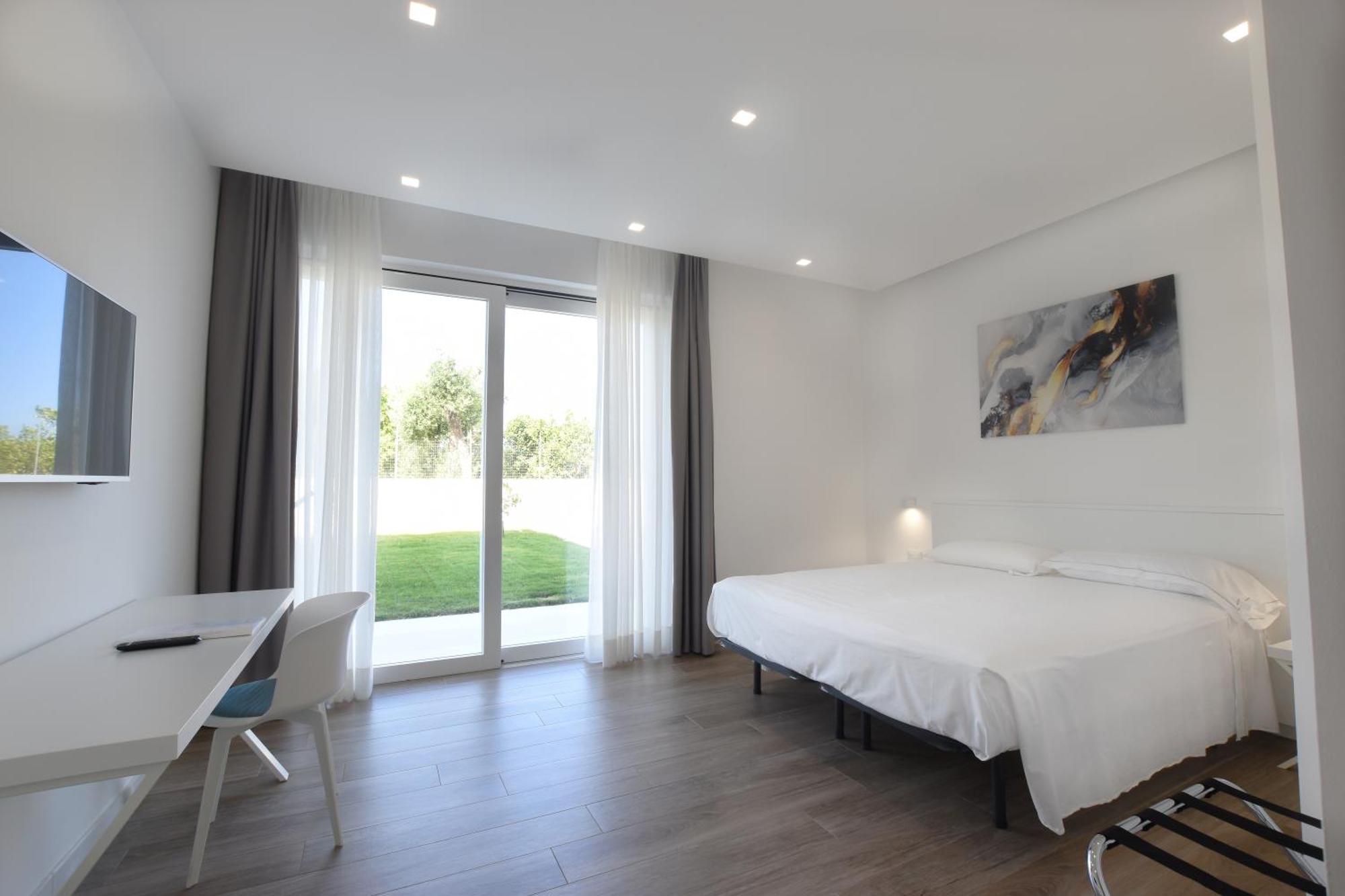 Deluxe Double or Twin Room Garden View,1664717729:JPEG