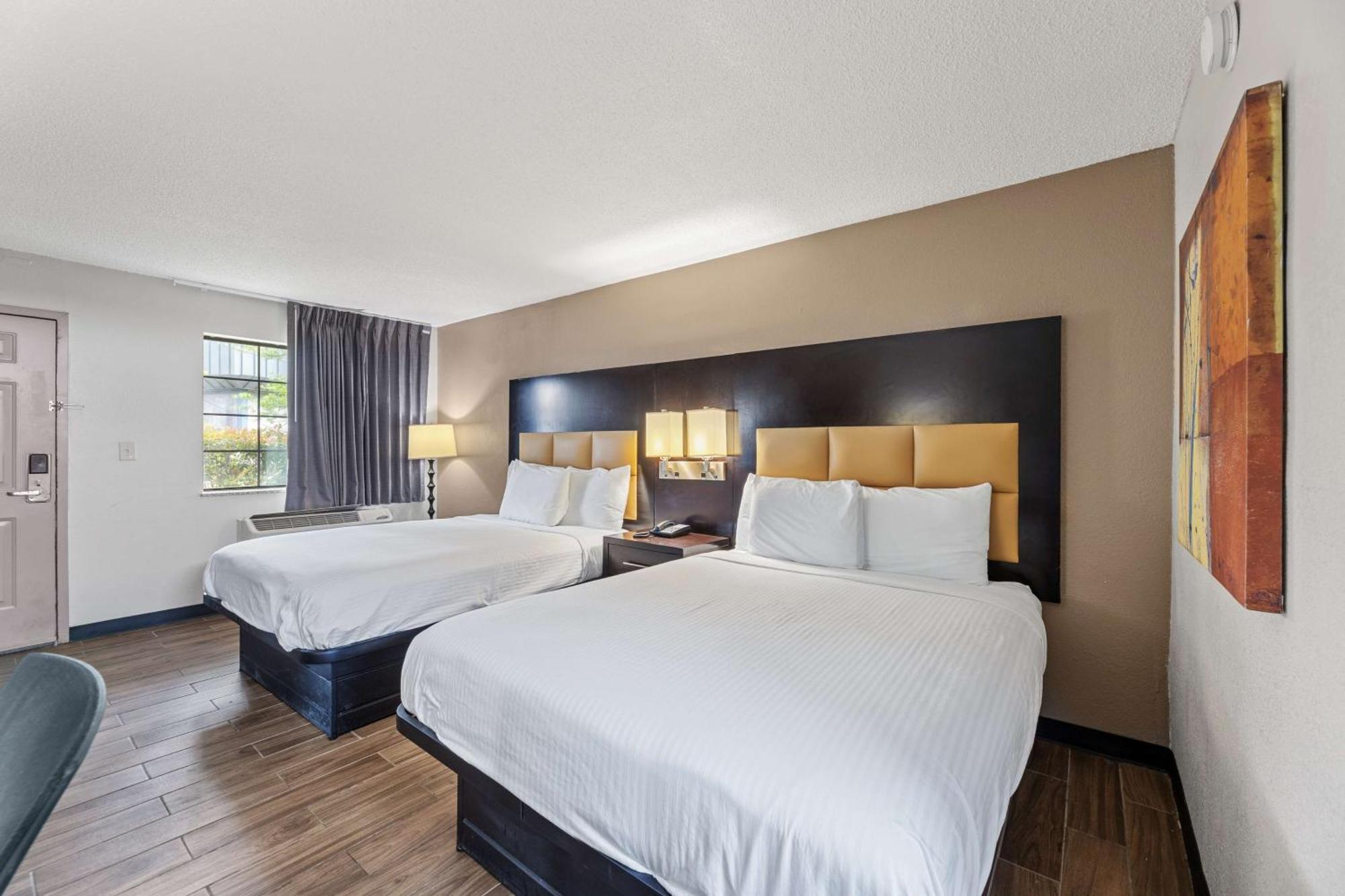 Deluxe Double Room Two Double Beds