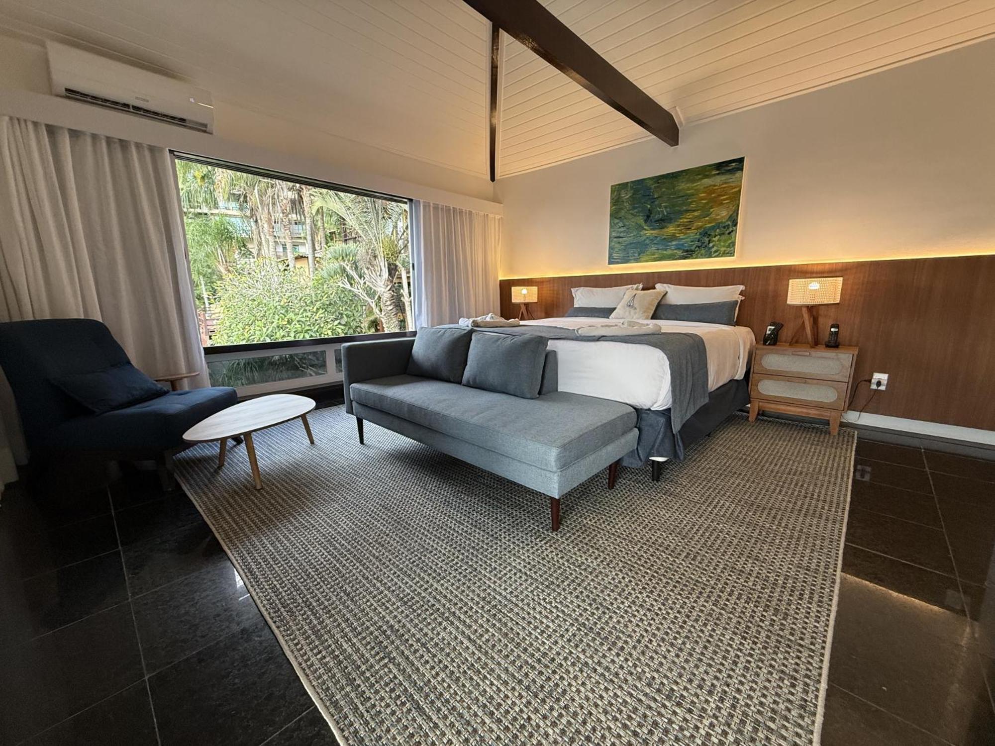 Suite with Private Pool