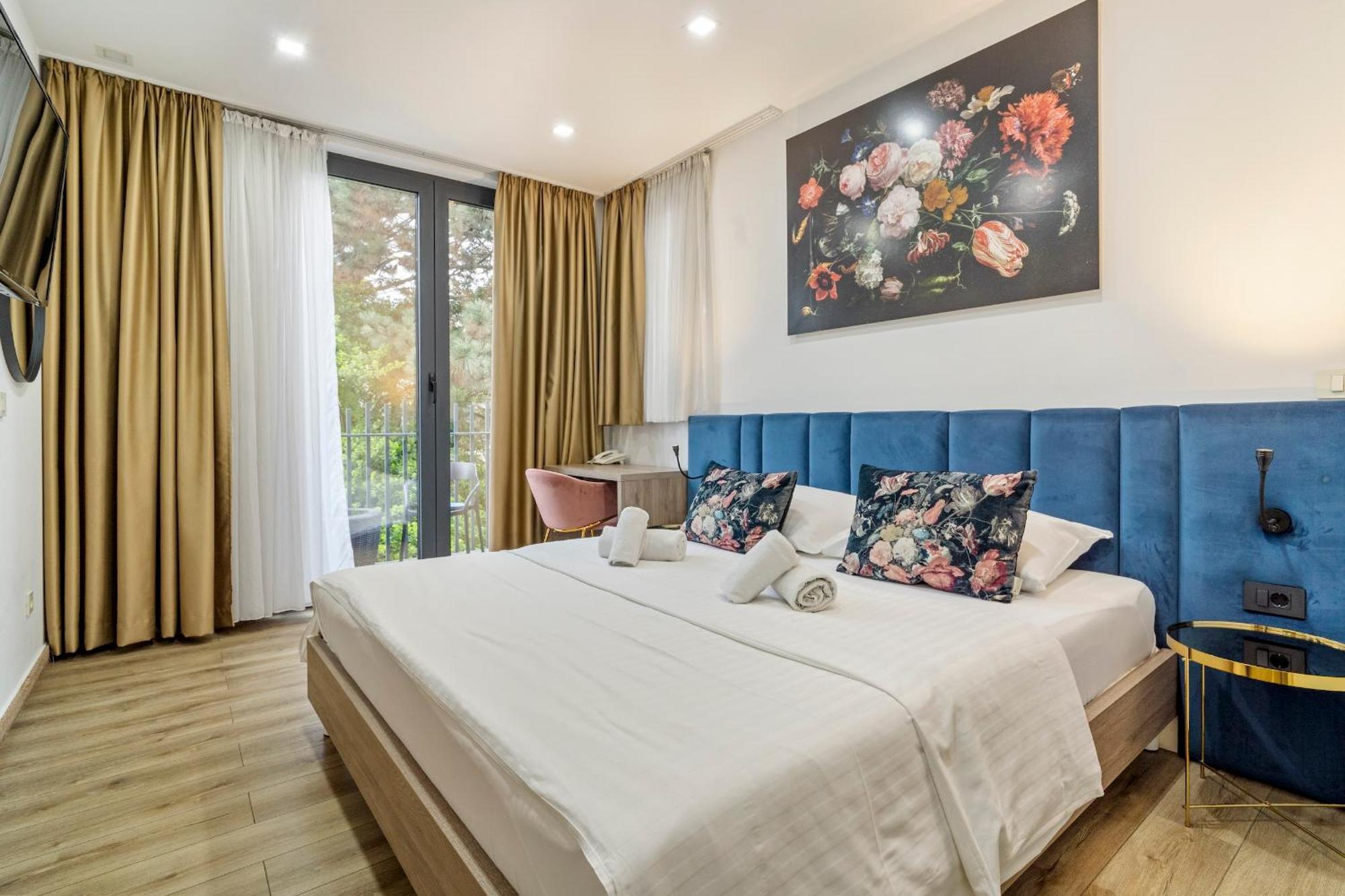 Deluxe Double Room Balcony