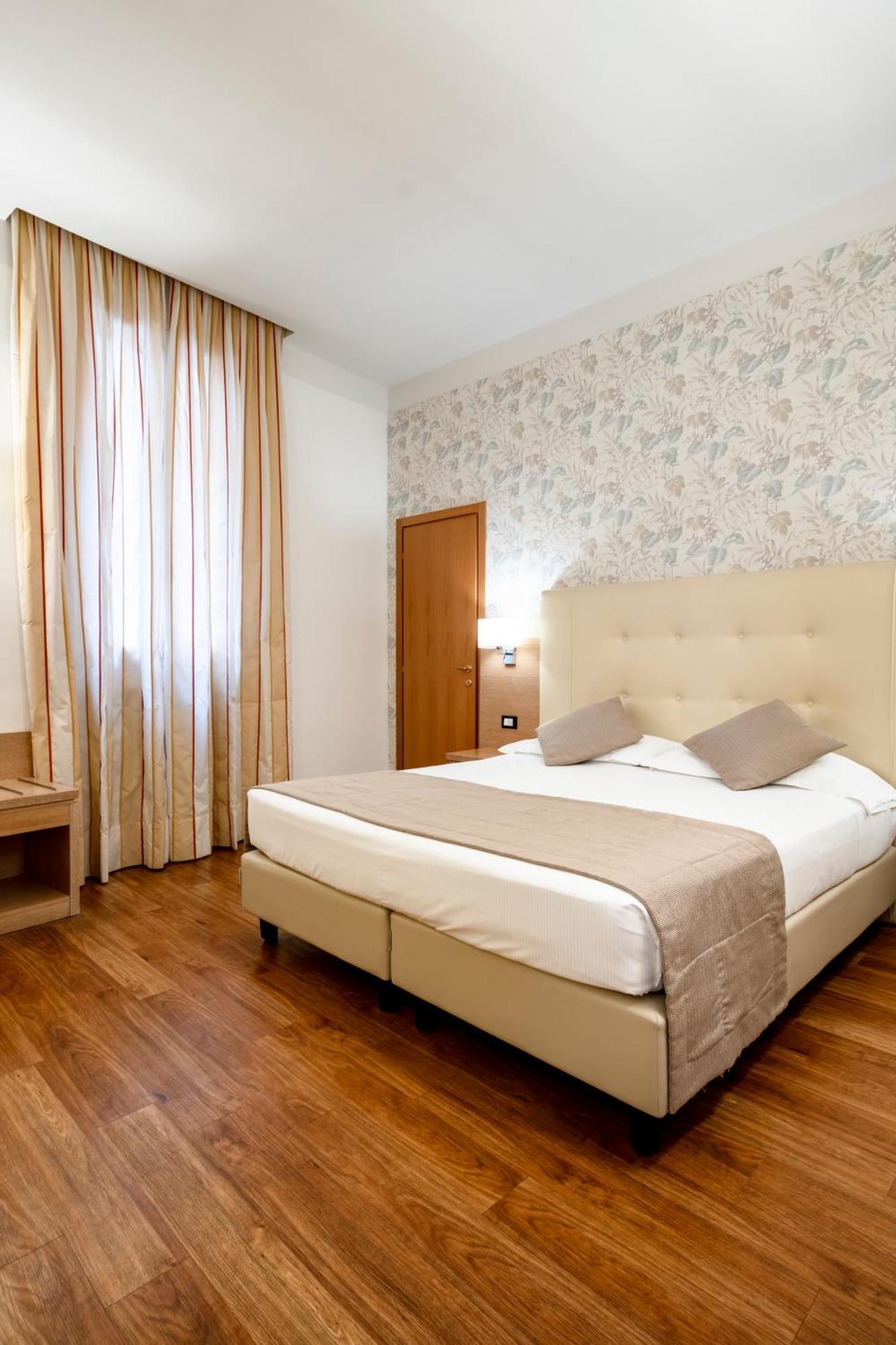 Superior Double or Twin Room,1666637546:JPEG