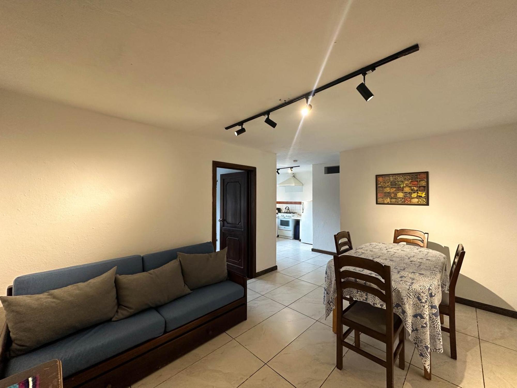 Apartamento 2 con vistas al jardín - Centro de la ciudad