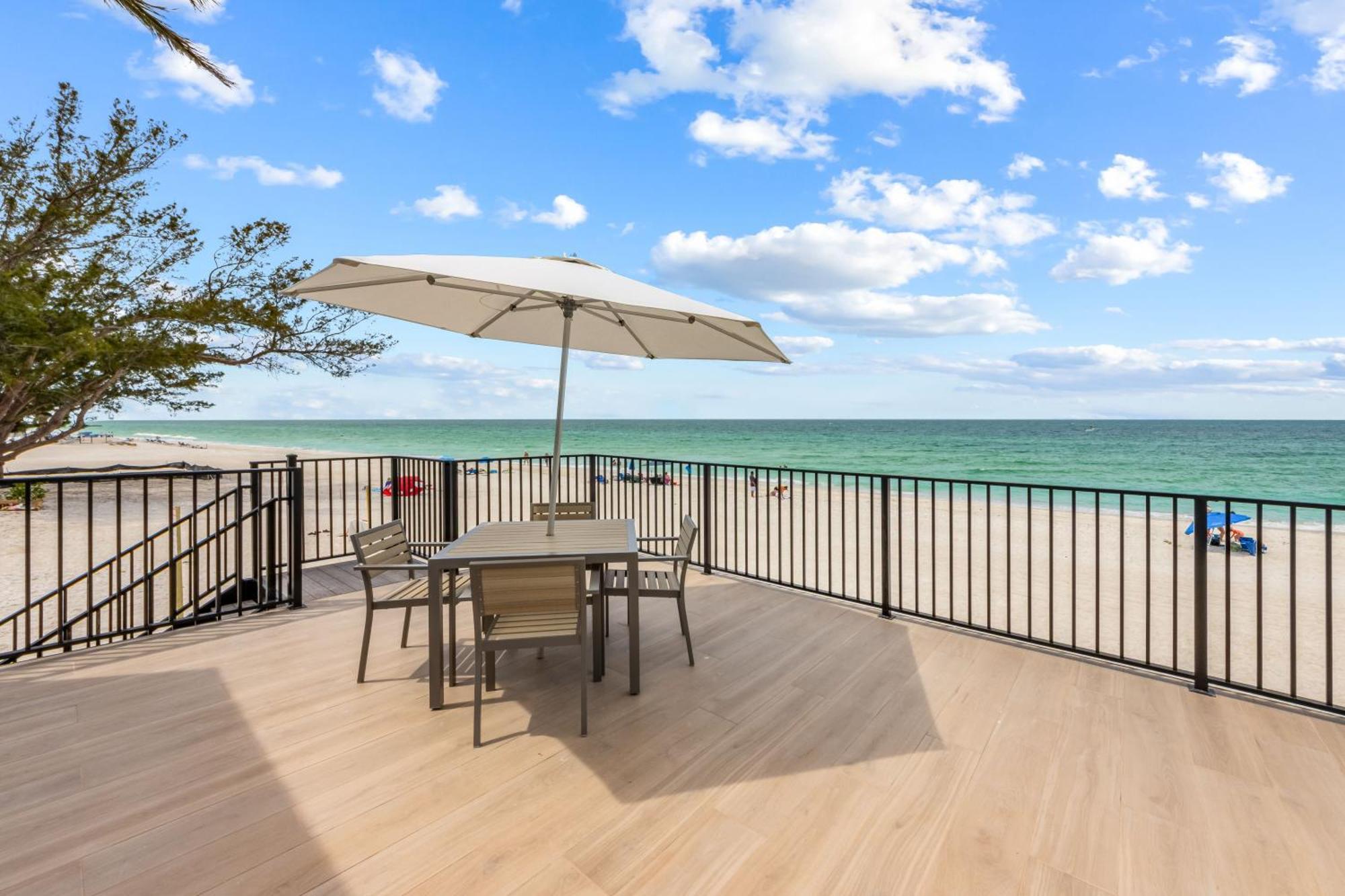 Beachfront Luxury 2 Bedroom Suite,1706949529:JPEG