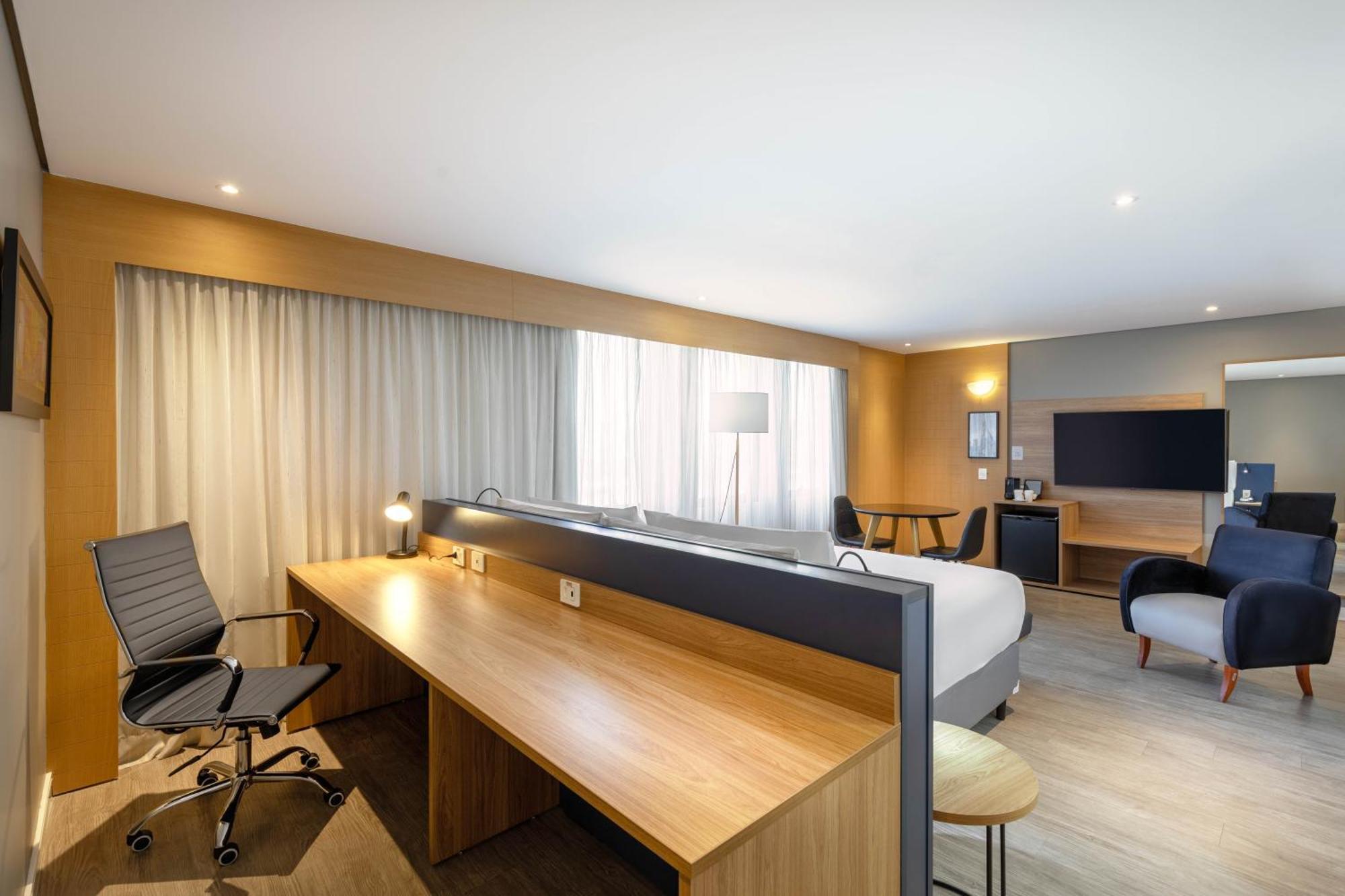 Premium King Room