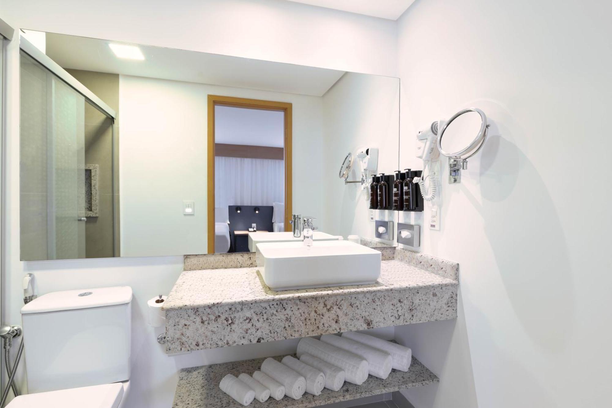 2 Single Standard 25sqm