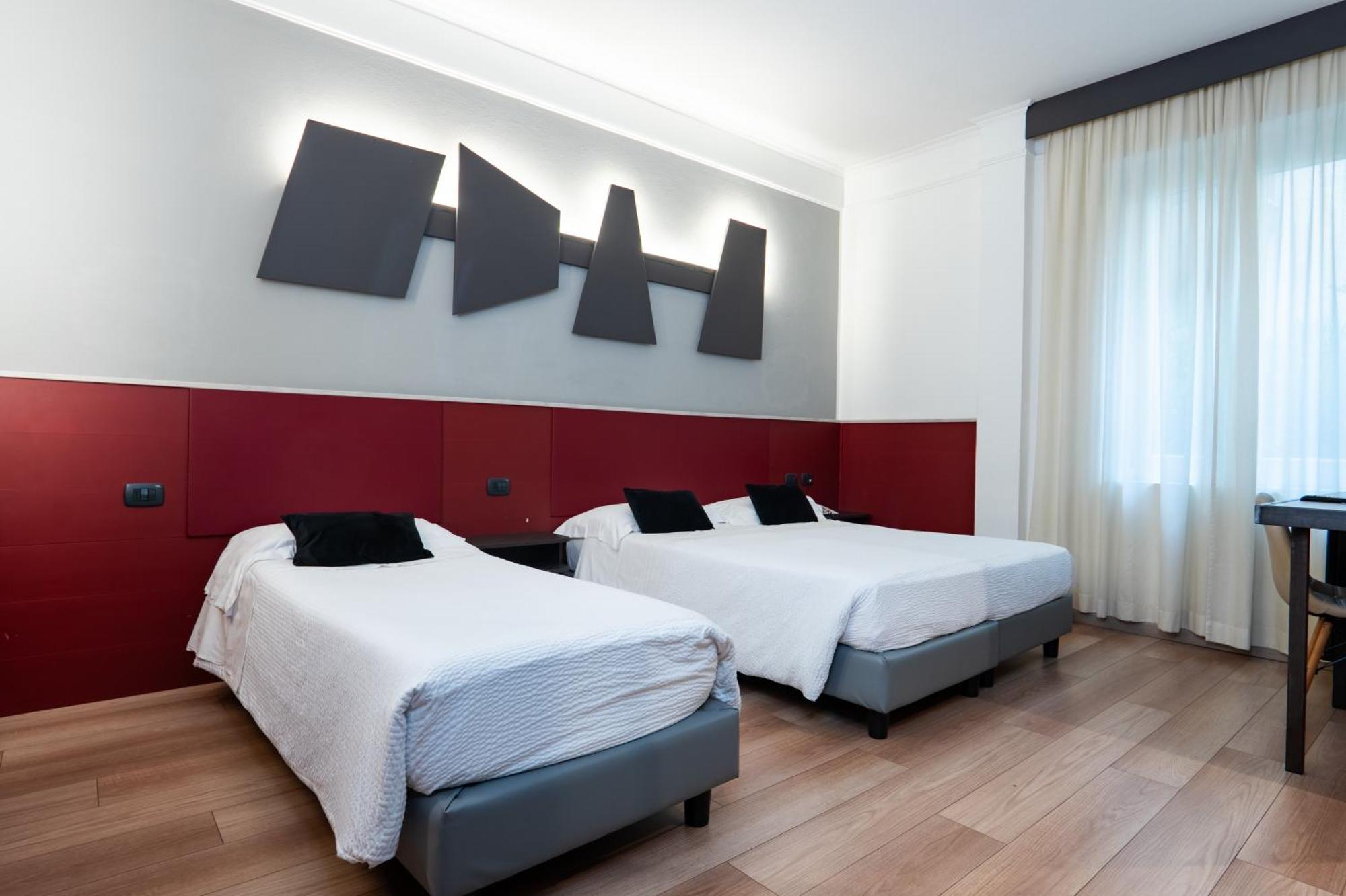 Triple Room,1668046402:JPEG
