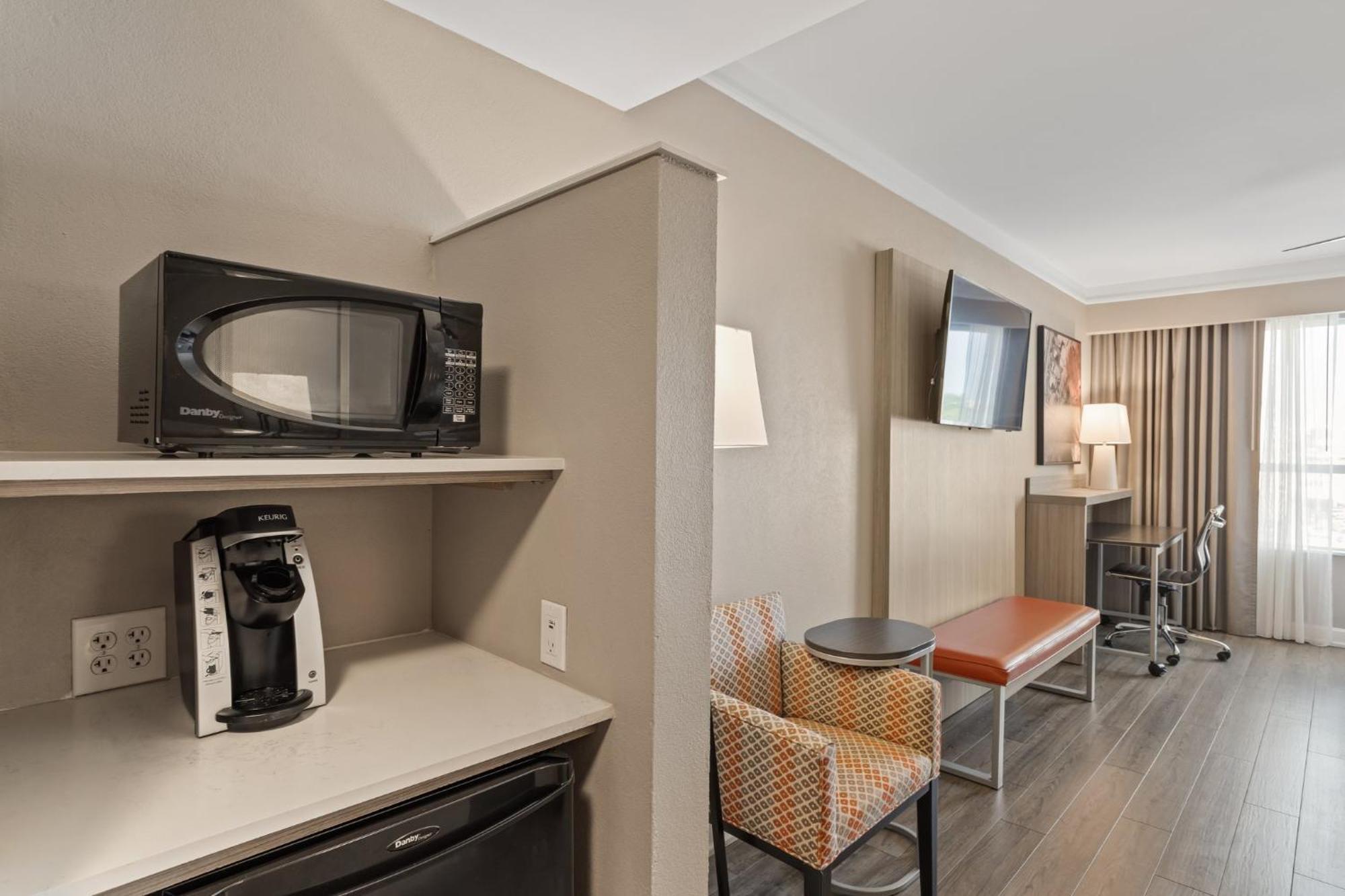 Standard King Room