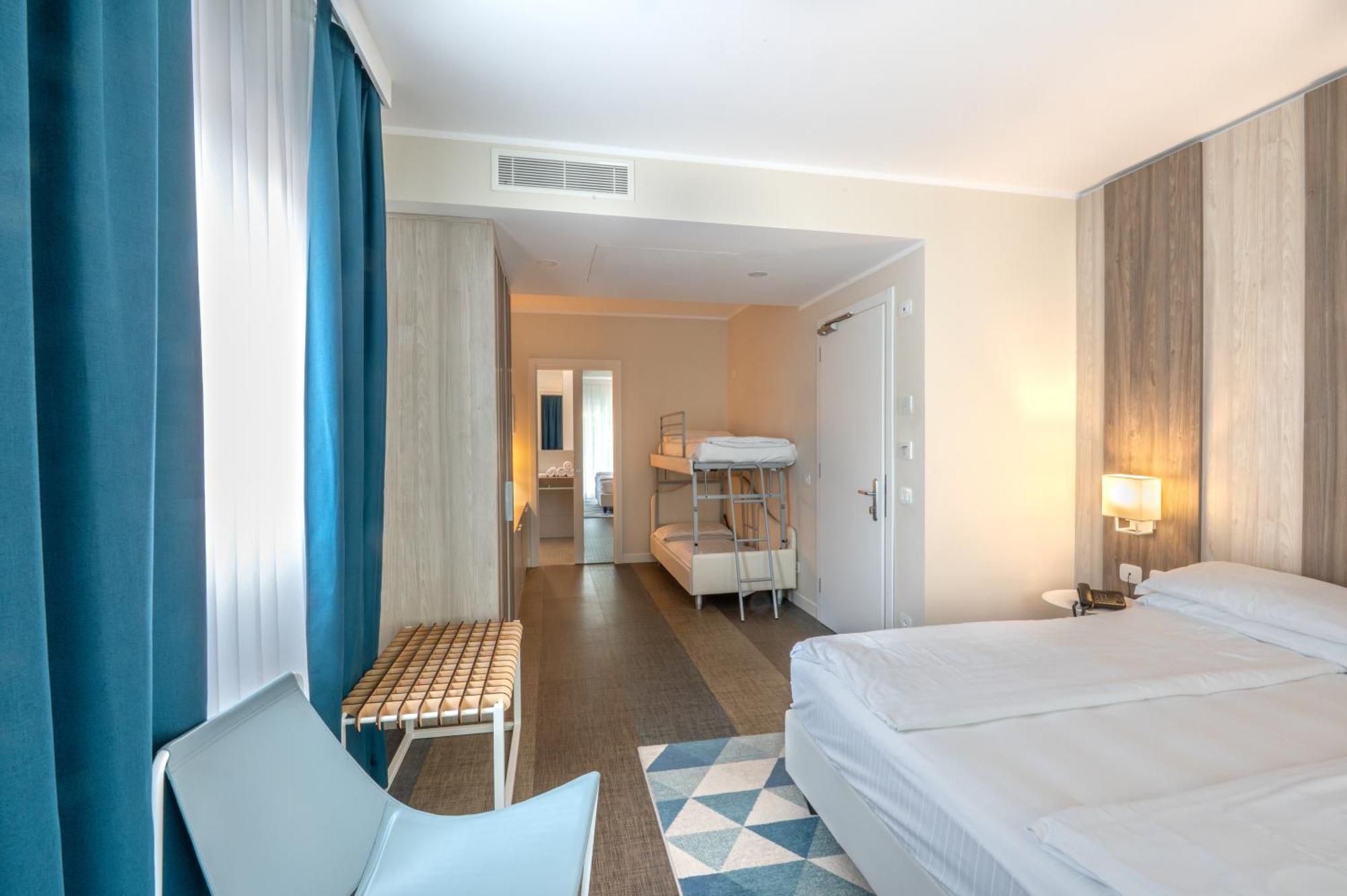 Deluxe Junior Suite