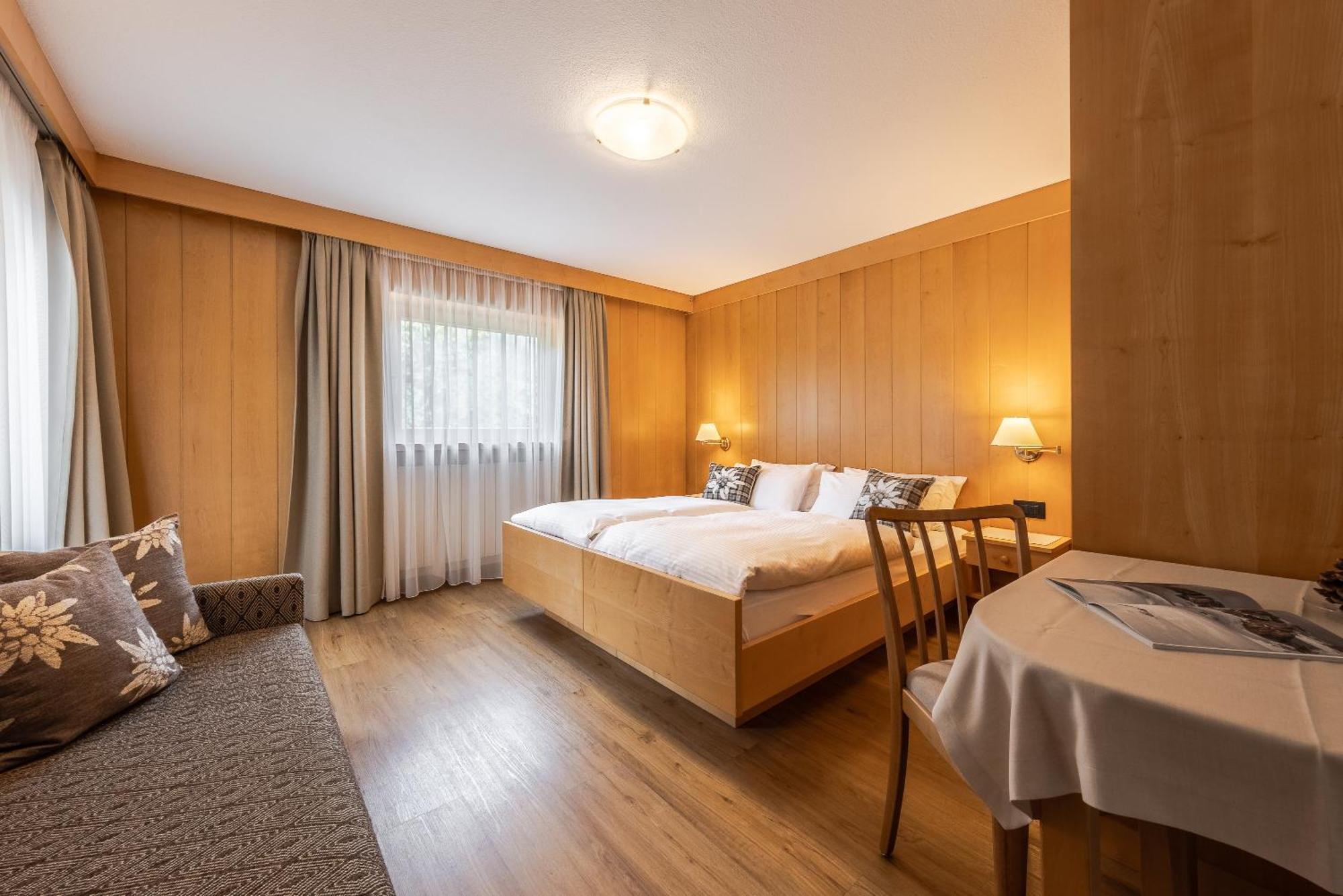 Double Room,1669087309:JPEG