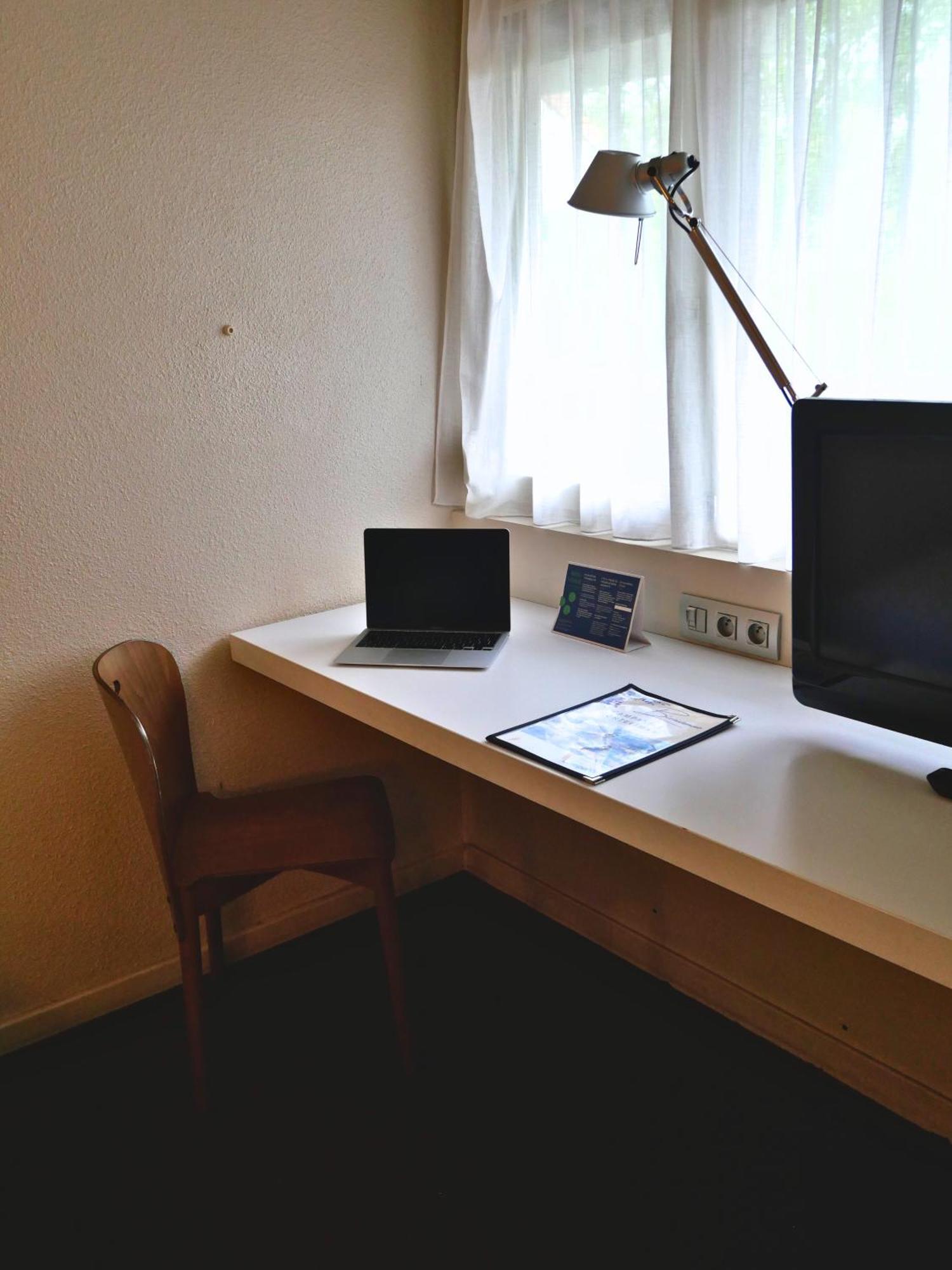 Double Room,1669815676:JPEG