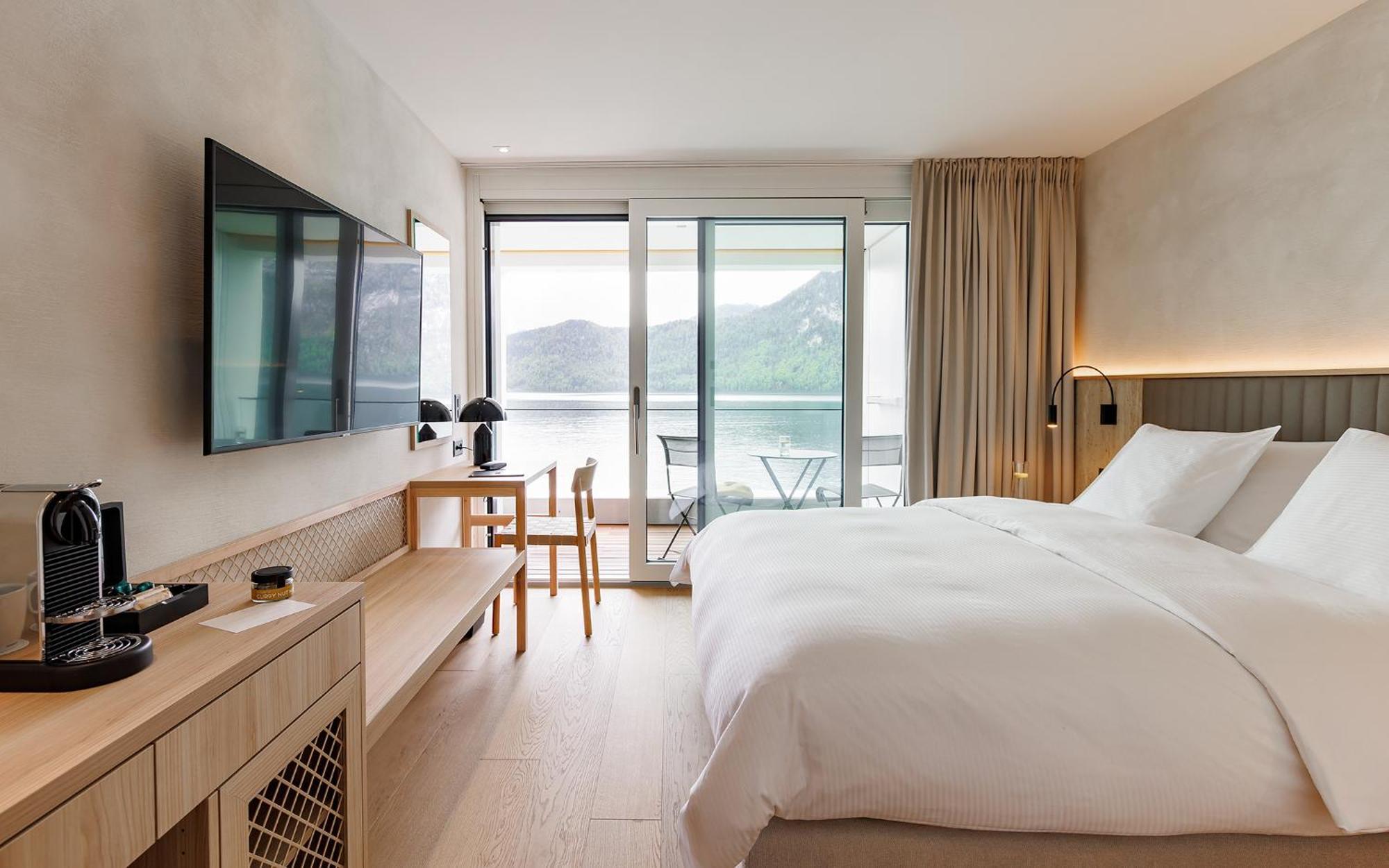Standard Doppelzimmer mit Seeblick