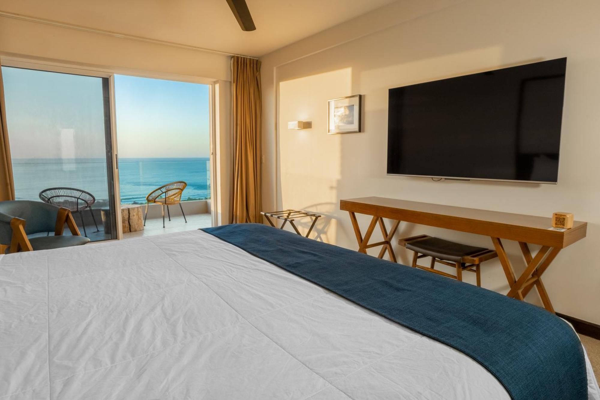 Premium Concept King Room with Ocean View - Non-Smoking