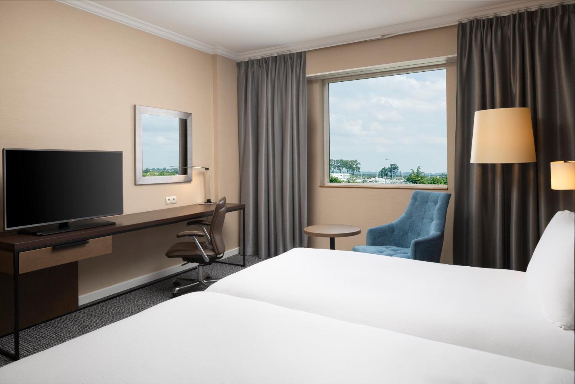 Twin Guest Room