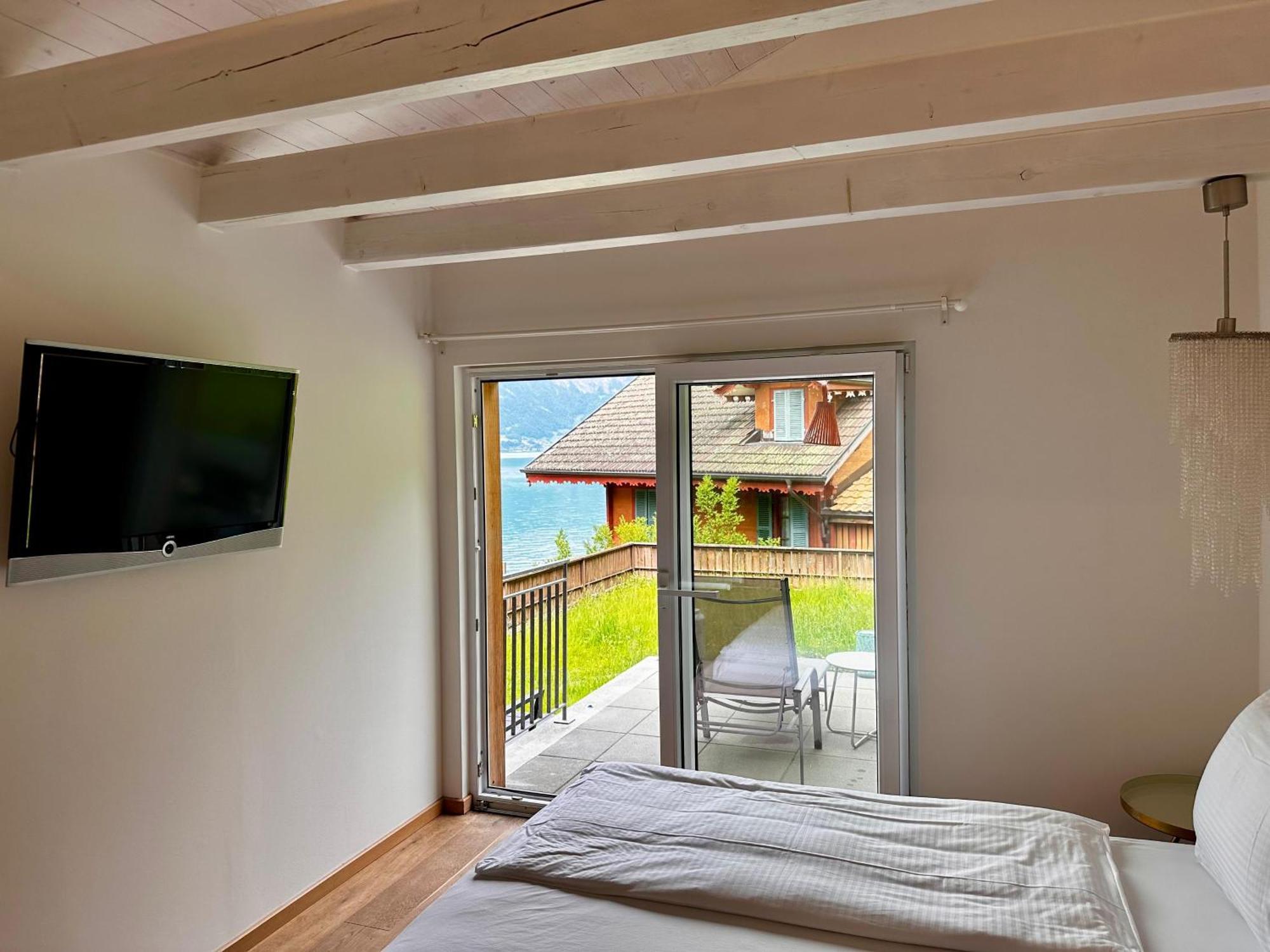 Premier Appartement met 2 Slaapkamers en Uitzicht op het Meer