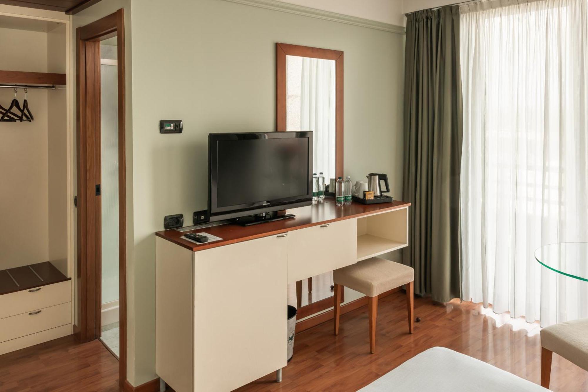 Double Room Private Bathroom