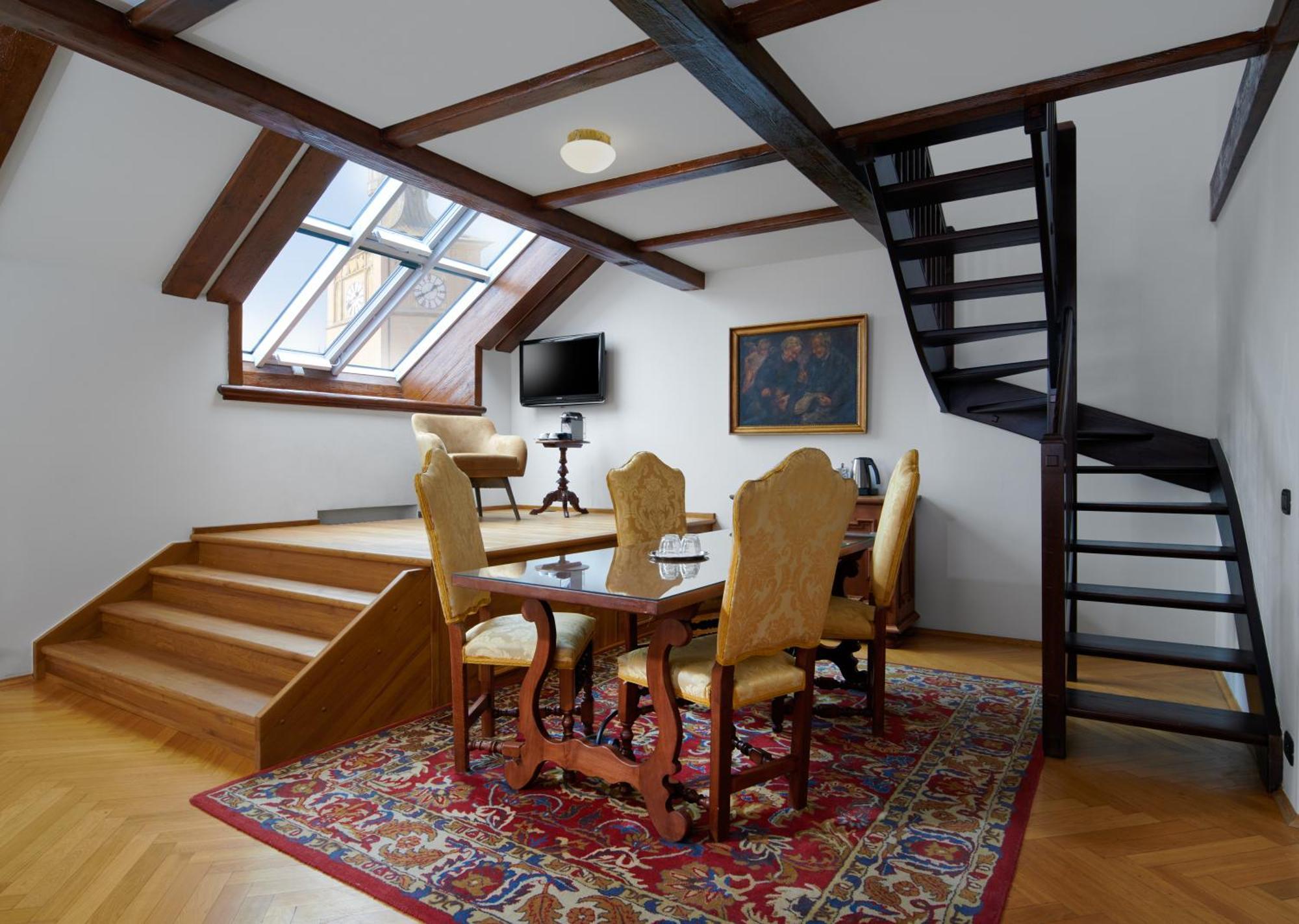 Prestige Suite Castle View