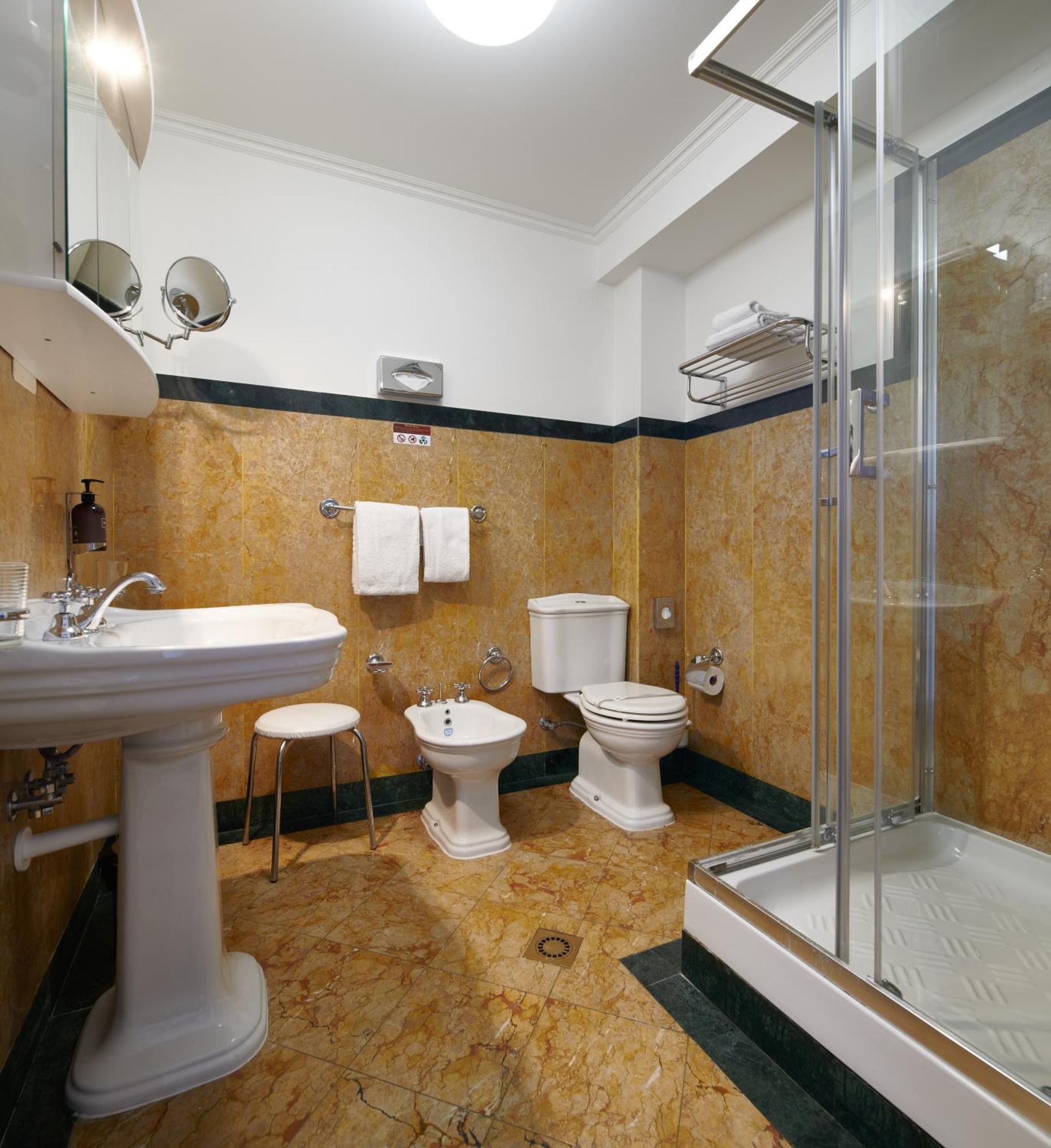 Comfort Double or Twin Room
