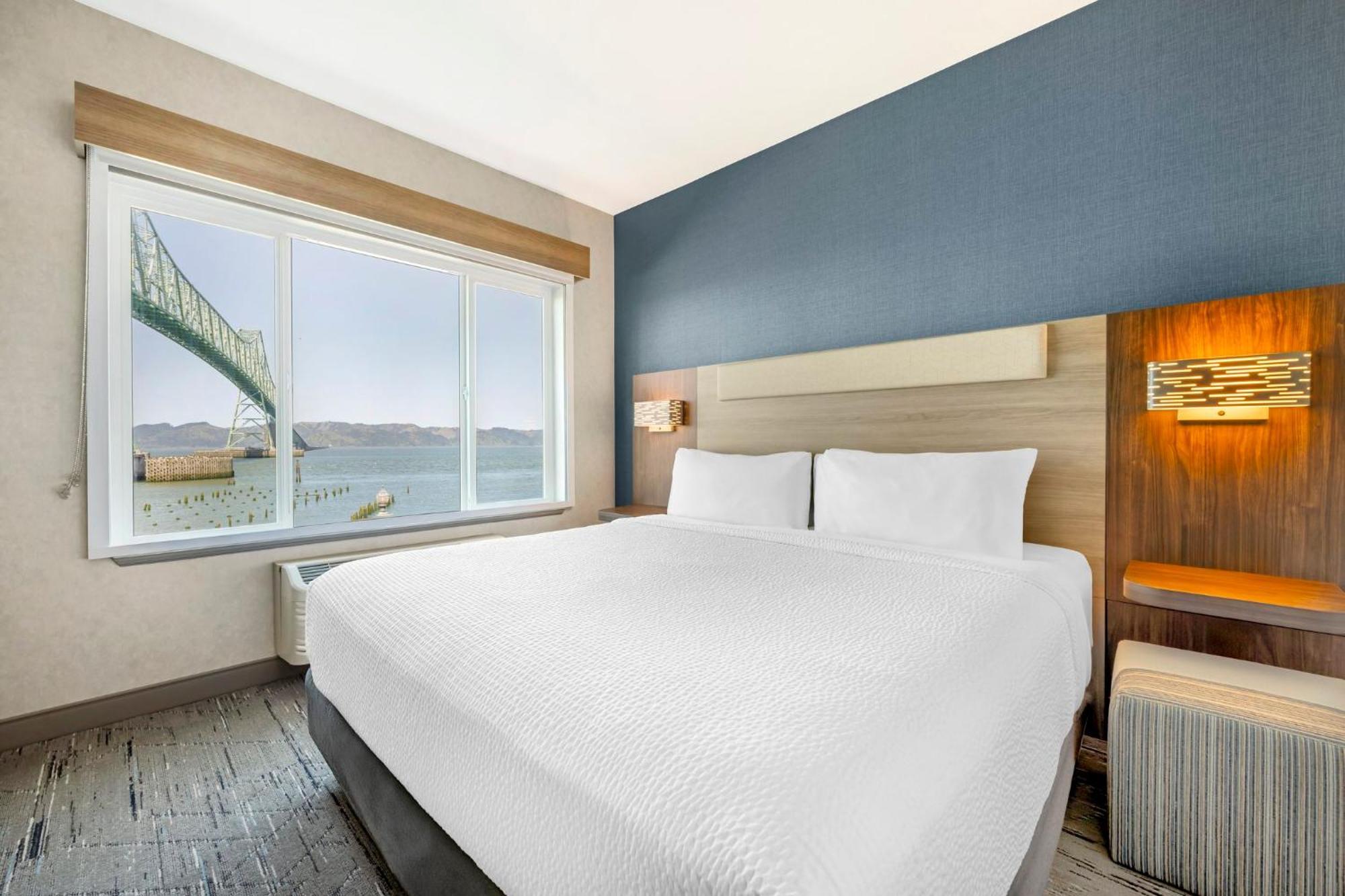 King Suite with Sofa Bed
