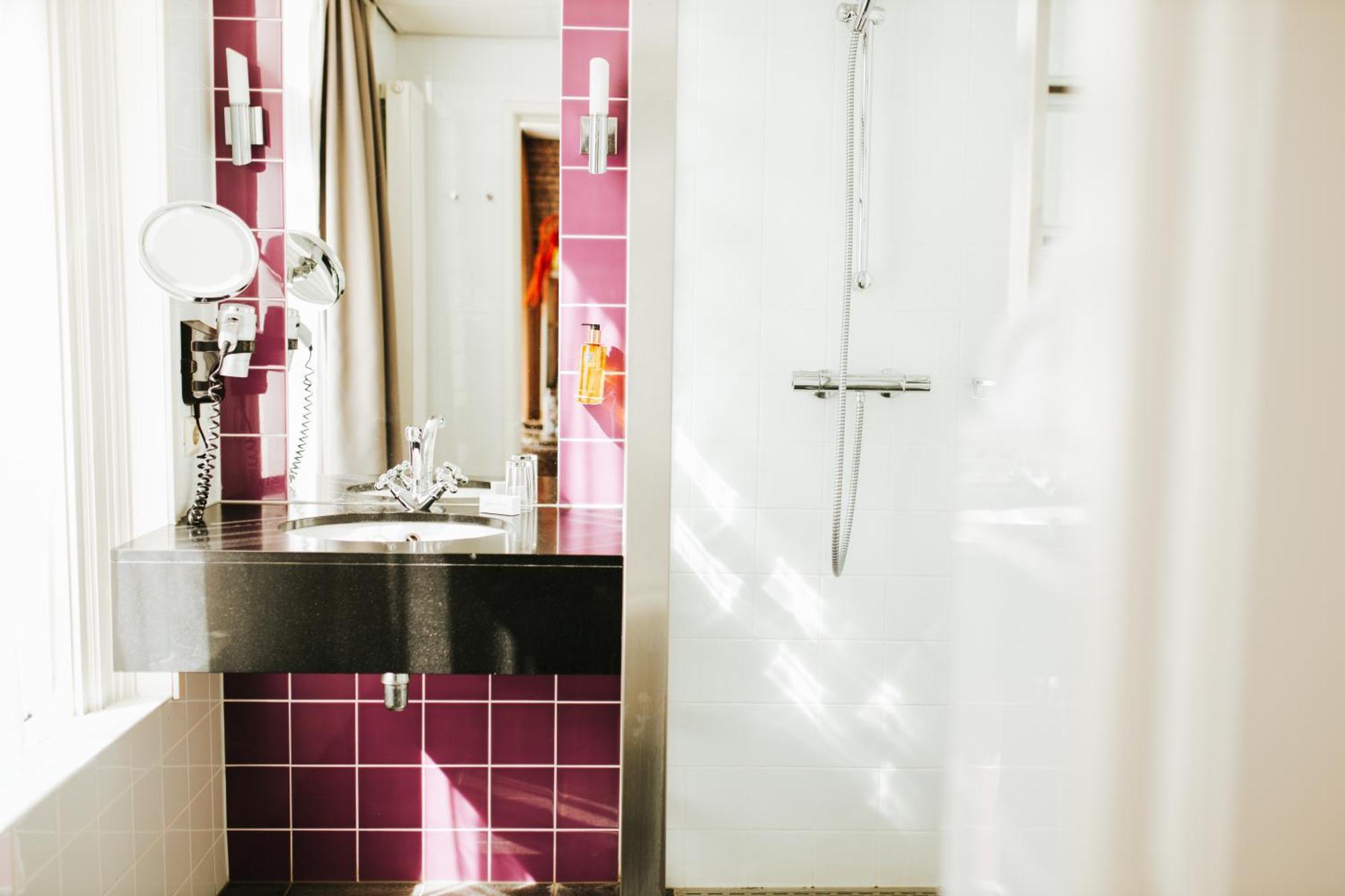Large Double Room,1673649862:JPEG