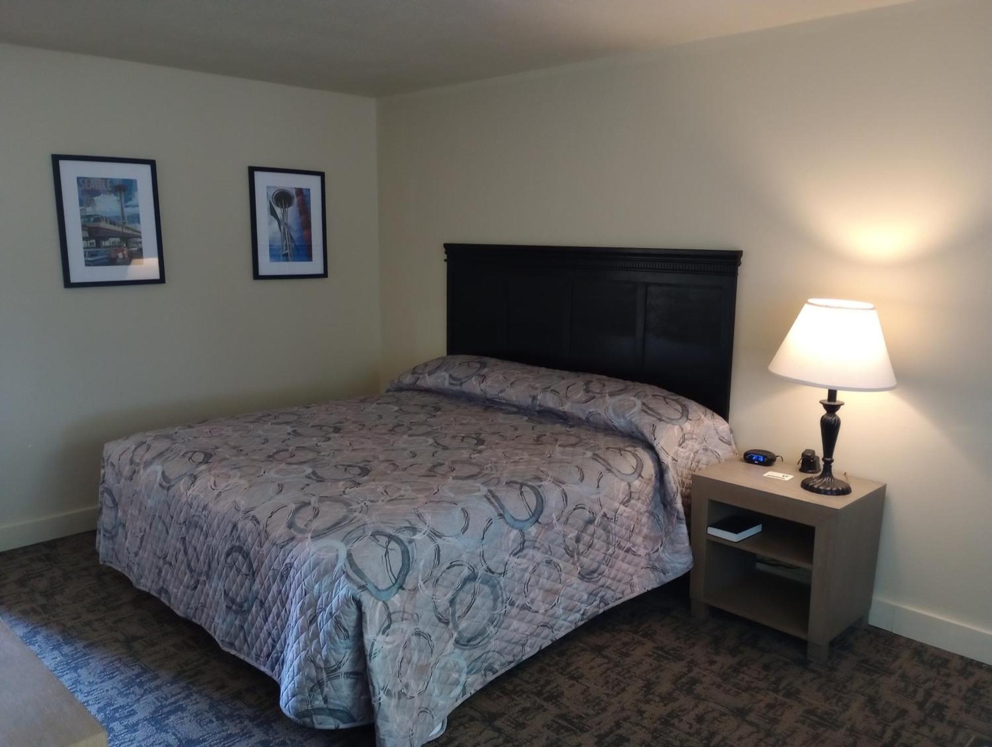 King Room Garden View