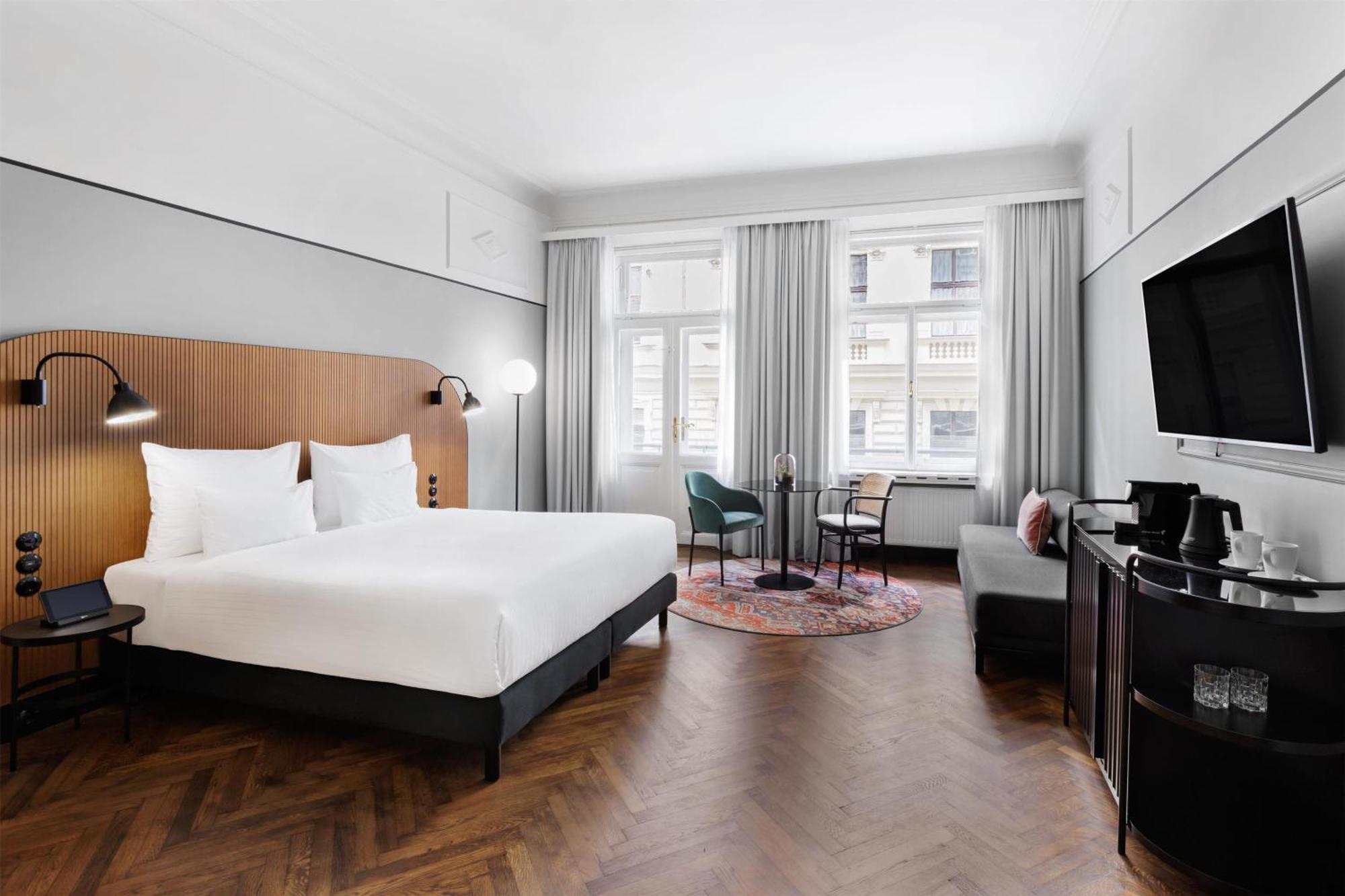 Premium King Room